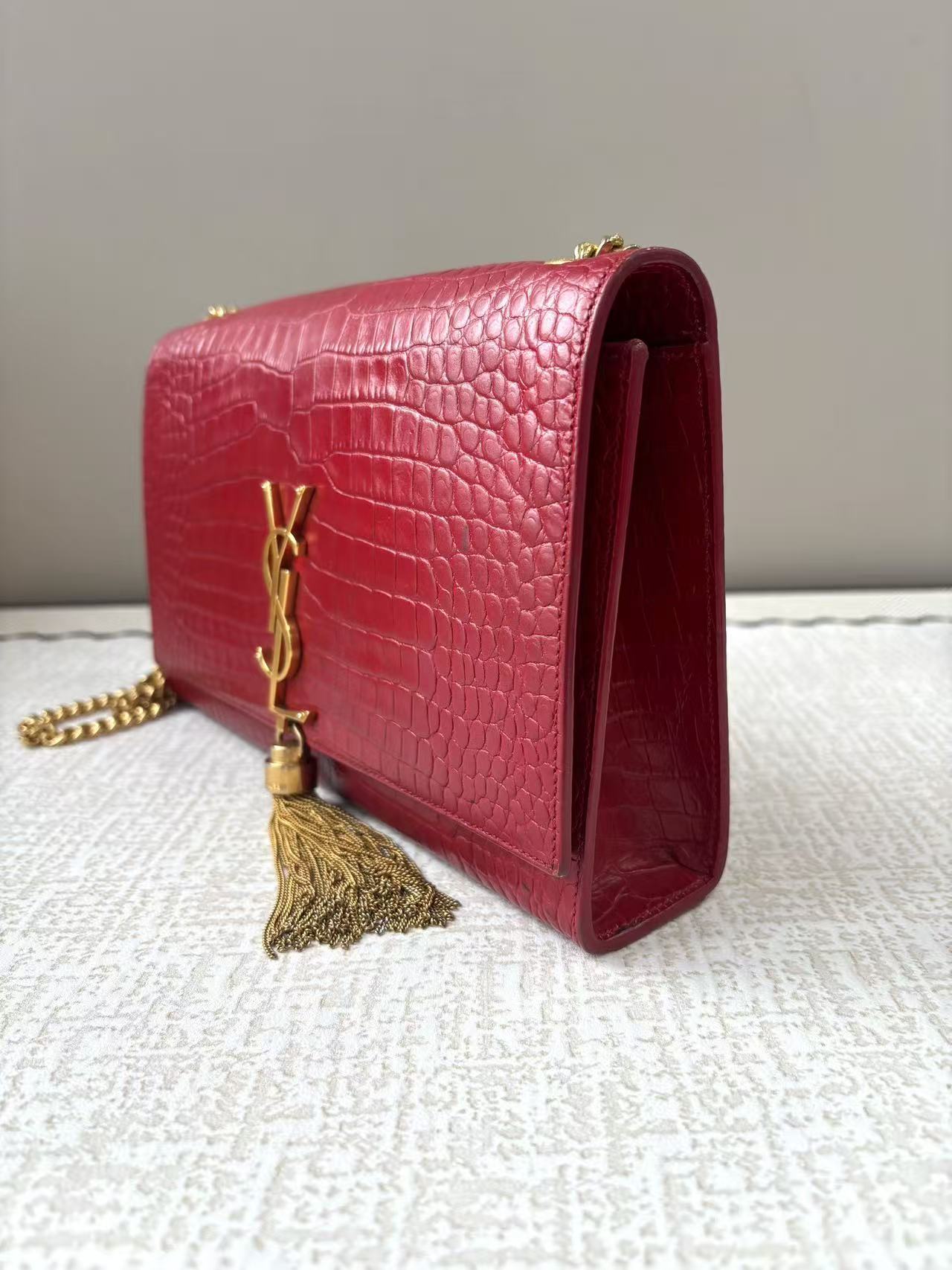 Saint Laurent - Kate - Embossed calfskin leather - Red - (Regular)