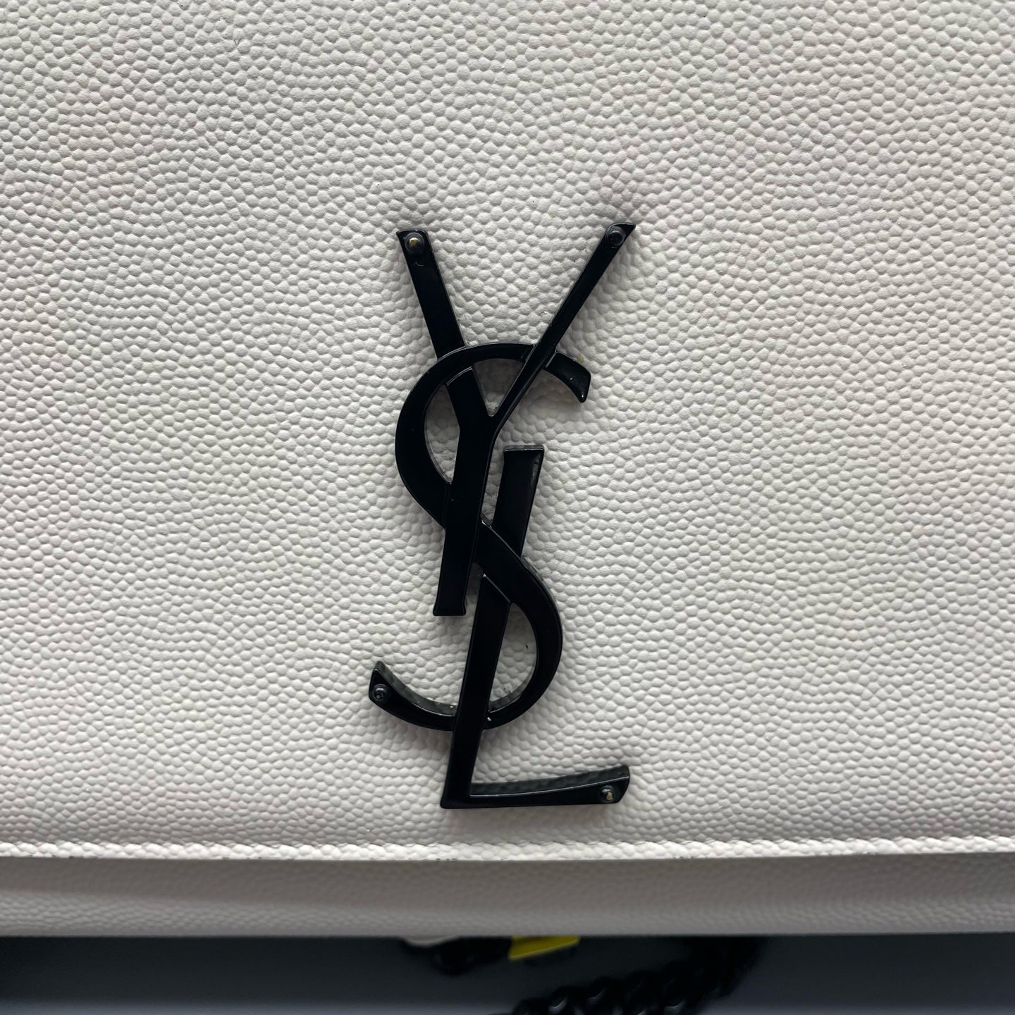 Saint Laurent - Kate - Grained leather - Off-White - (Medium)