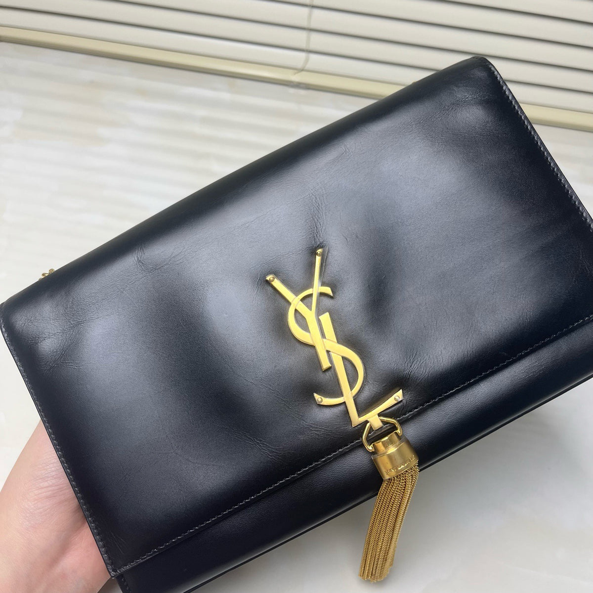 Saint Laurent - Kate - Leather - Black