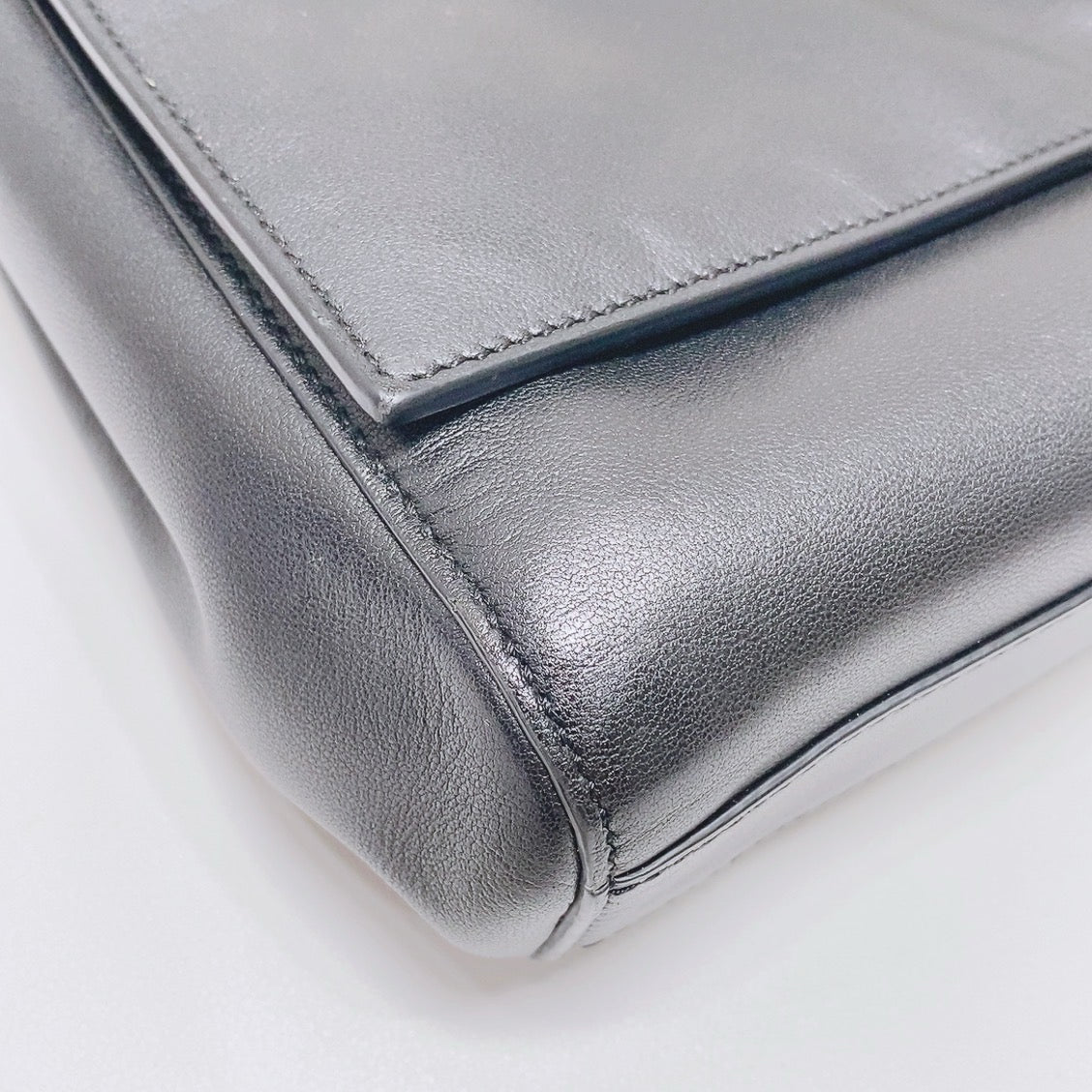Saint Laurent - Kate - Leather - Black - (medium)