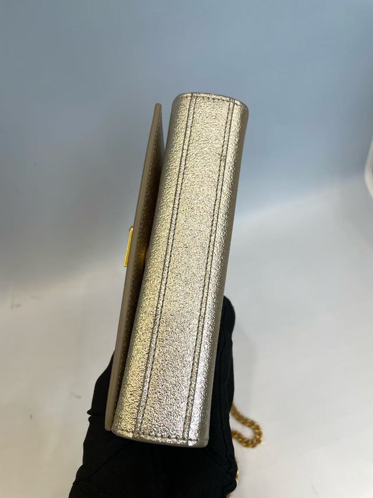 Saint Laurent - Kate - Metallic textured leather - Gold - (mini)