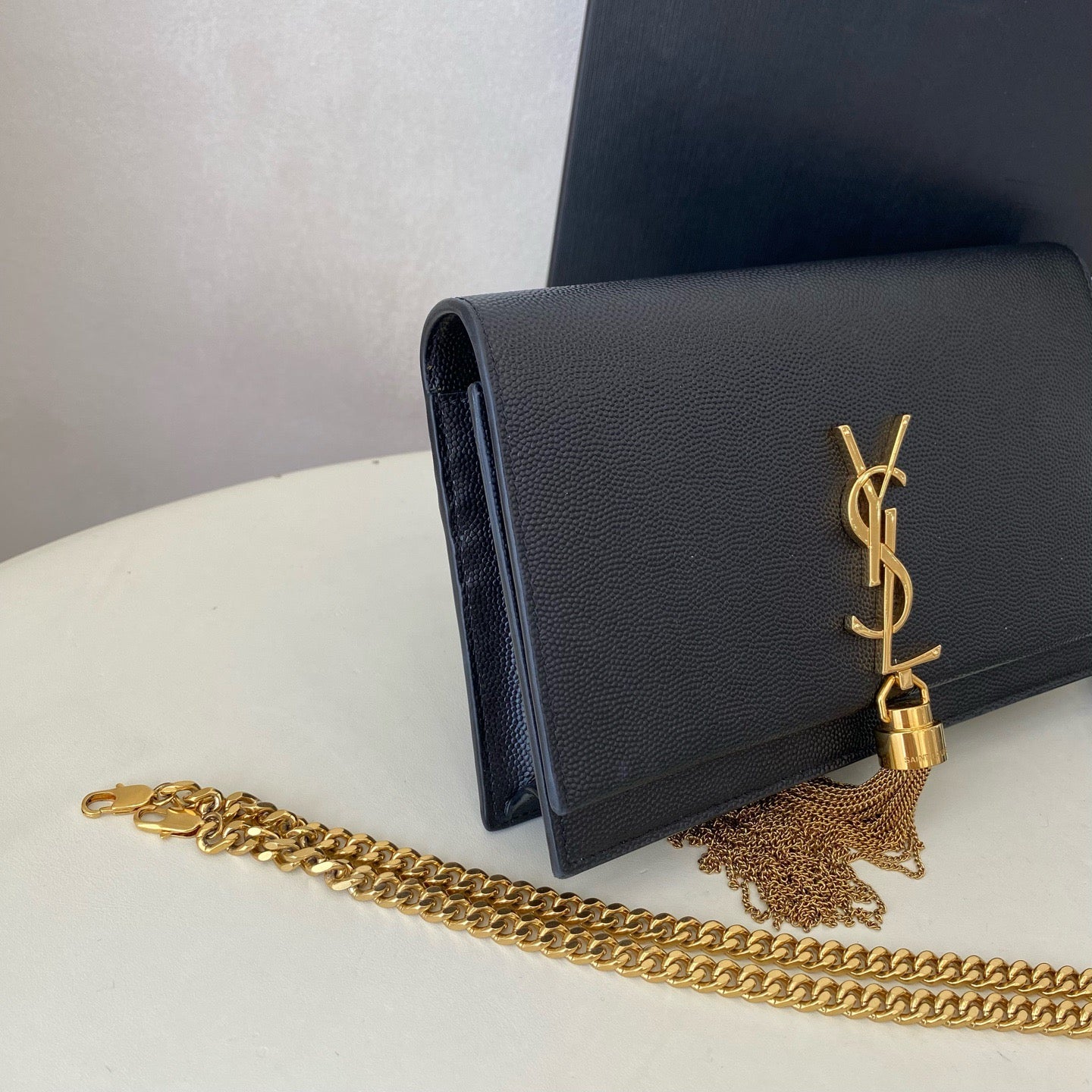 Saint Laurent - Kate Small Tassel Chain Bag - Grained leather - Black with Gold-Tone Hardware - (Small)
