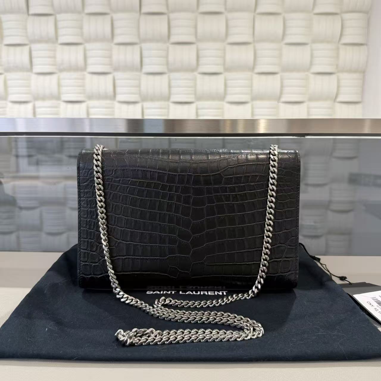 Saint Laurent - Kate Tassel Bag - Calfskin leather with crocodile embossing - Black with Silver-Tone Hardware - (medium)