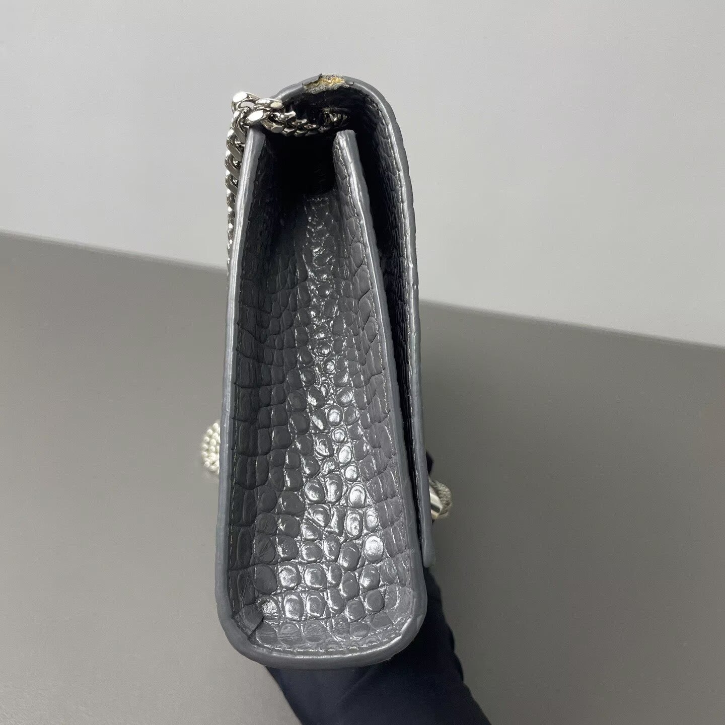 Saint Laurent - Kate Tassel - Calfskin leather, crocodile embossed - Grey - (Medium)