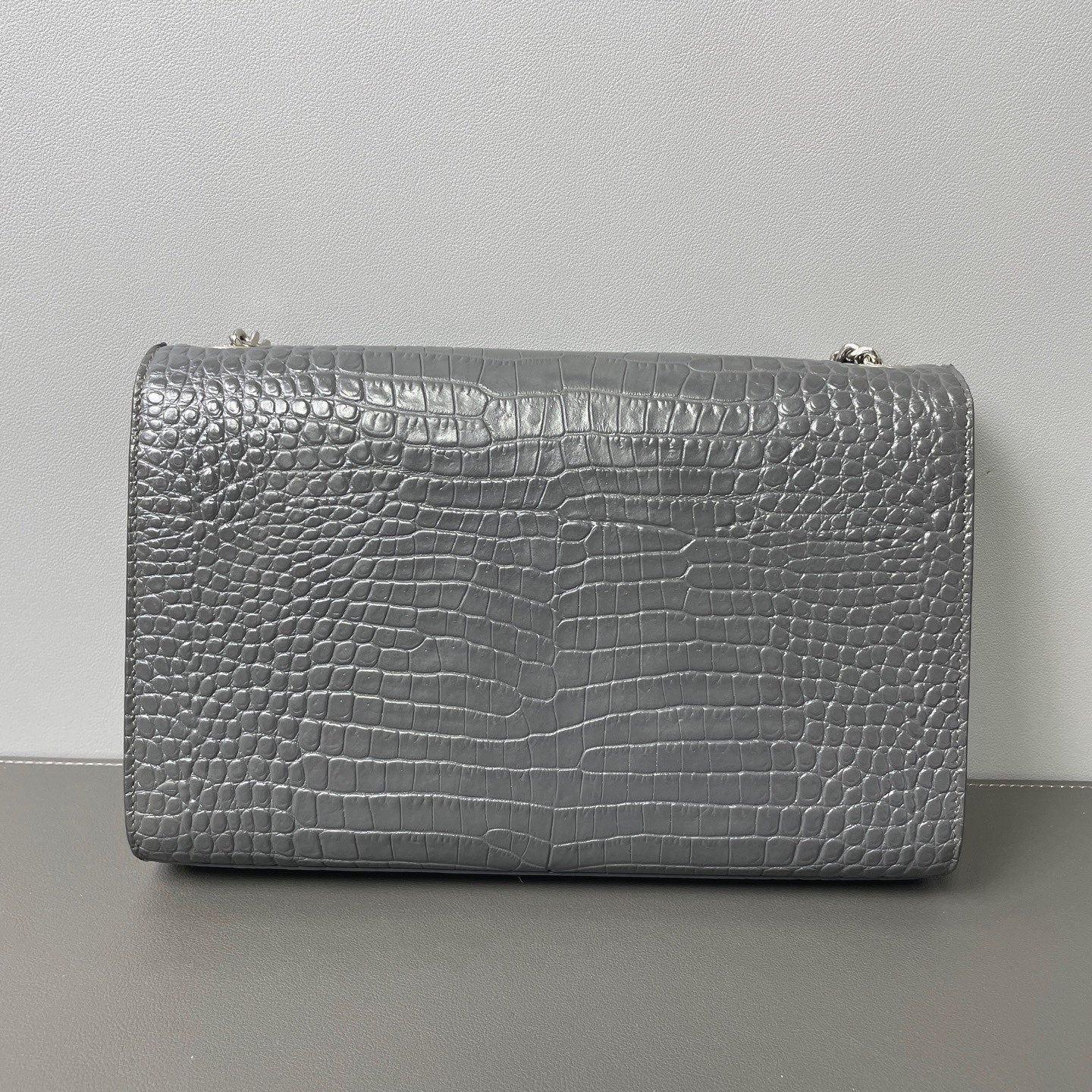 Saint Laurent - Kate Tassel - Calfskin leather, crocodile embossed - Grey - (Medium)