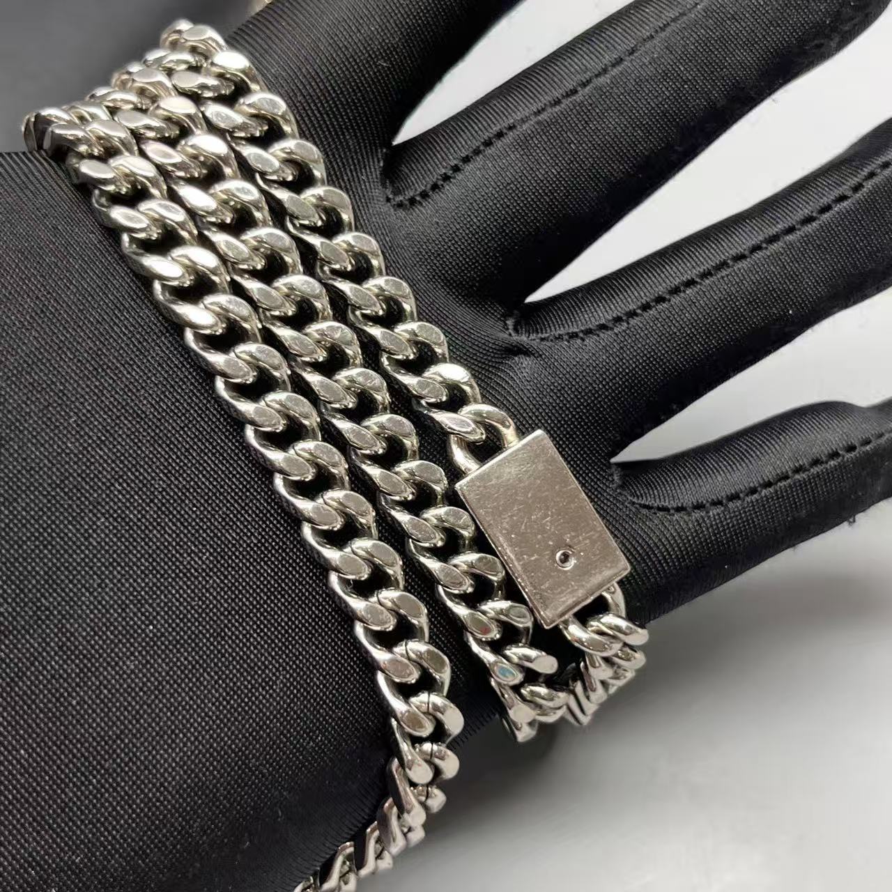 Saint Laurent - Kate Tassel Chain Bag - Smooth leather - Black - (mini)