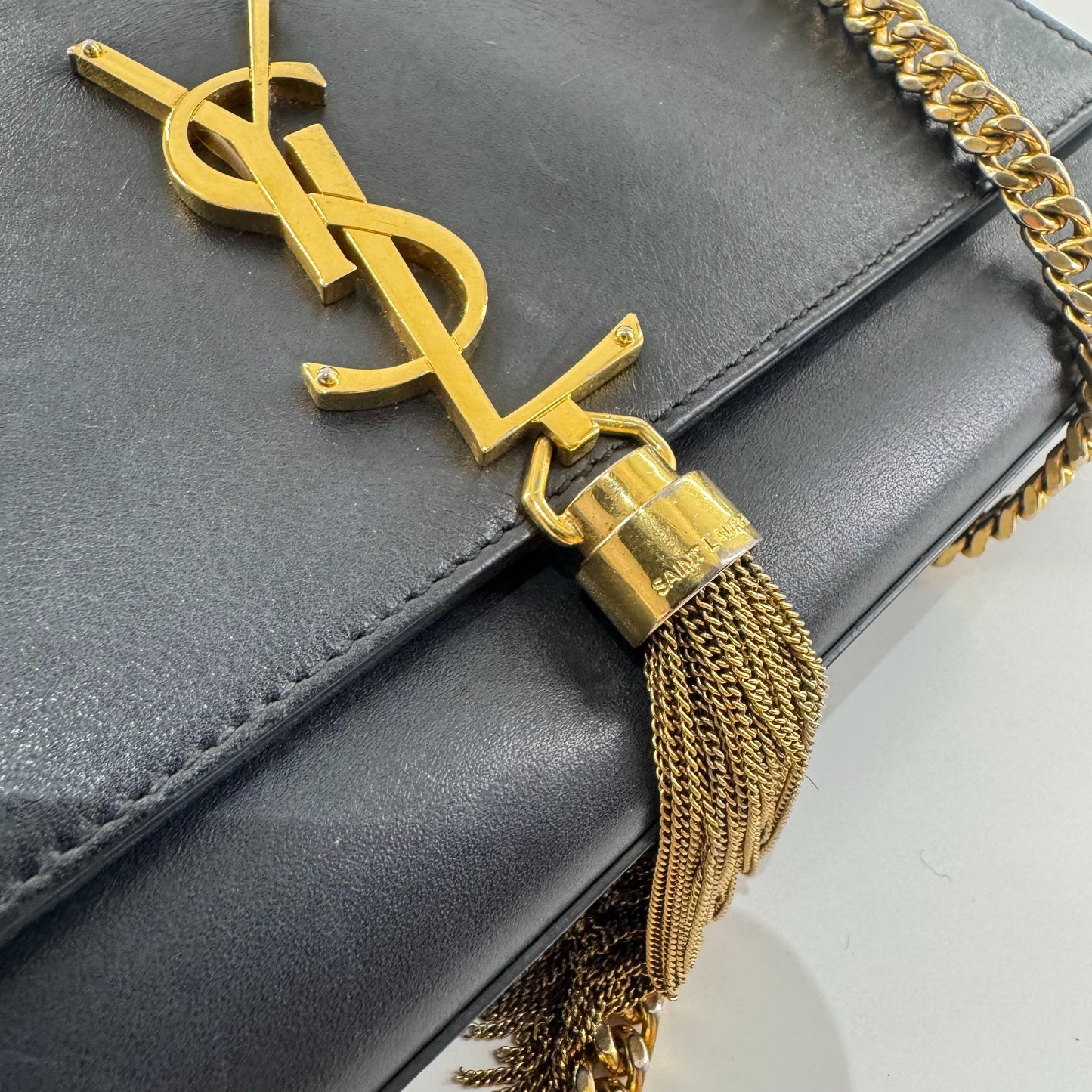 Saint Laurent - Kate Tassel Envelope Bag - Leather - Black - (Medium)