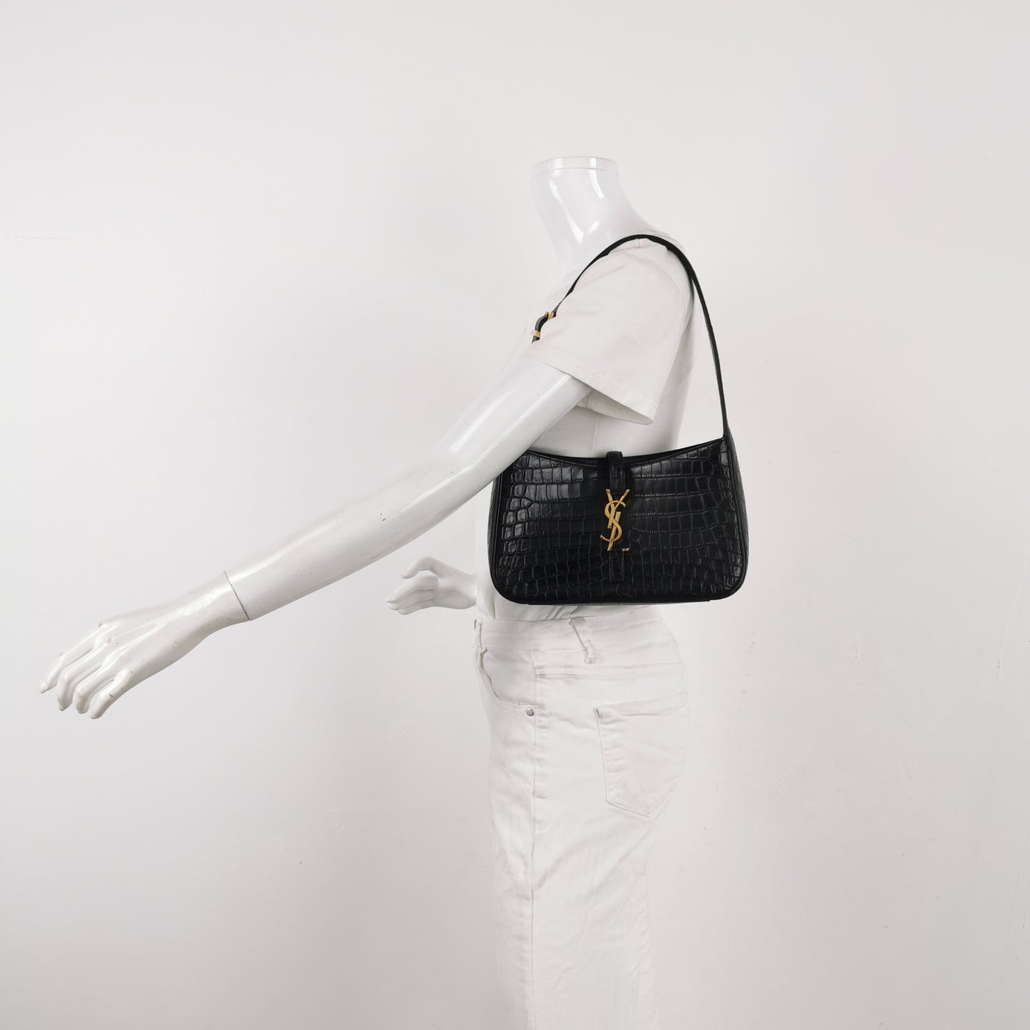 Saint Laurent - LE 5 À 7 - Leather - Black