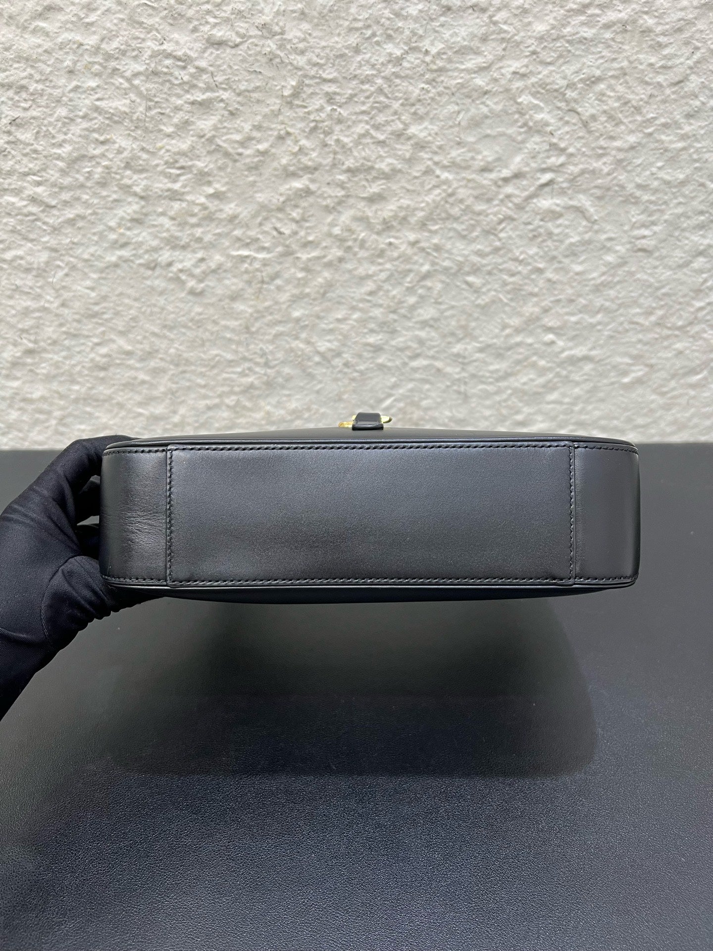 Saint Laurent - Le 5 à 7 - Leather - Black - (small)