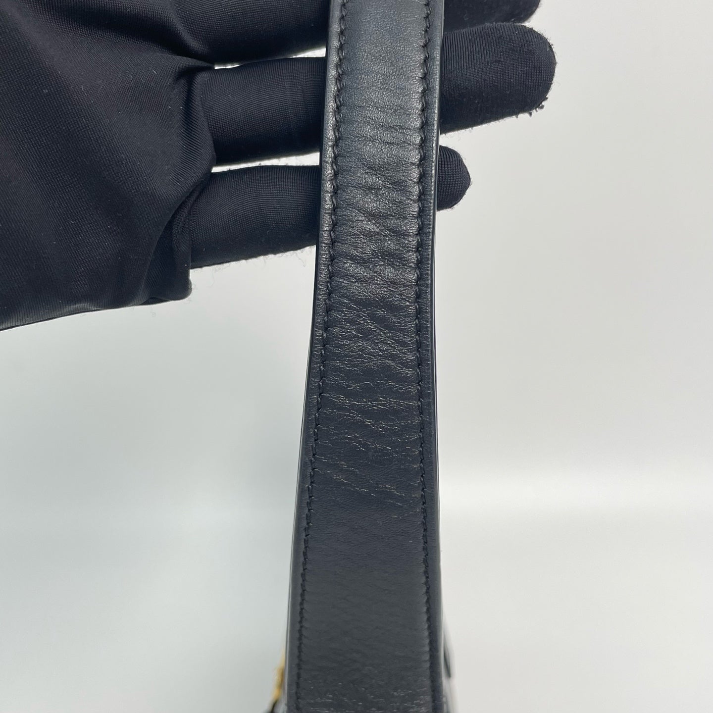 Saint Laurent - Le 5 a 7 - Leather - Black - (small)