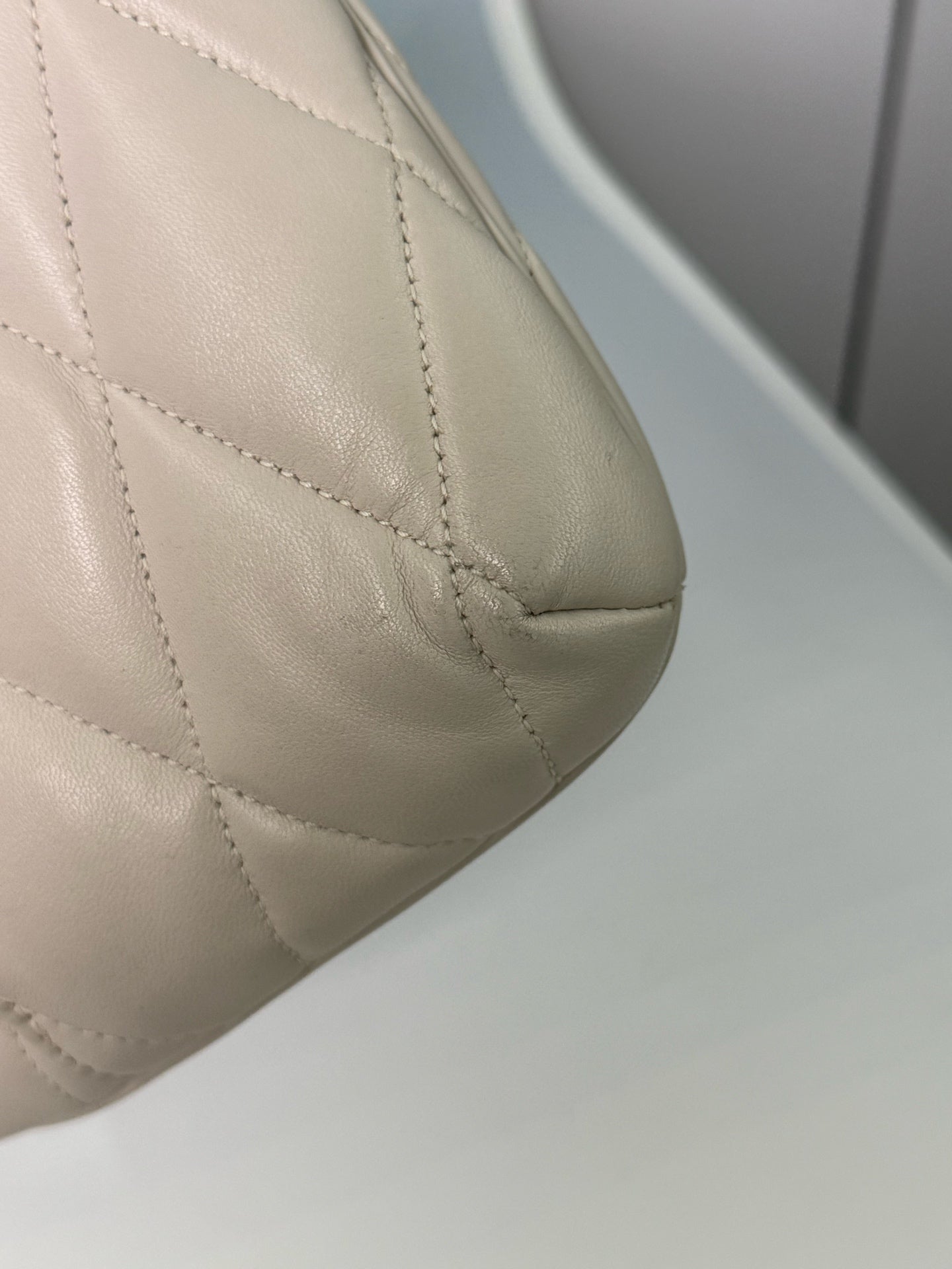 Saint Laurent - LE 5 à 7 - Leather - White - (medium)