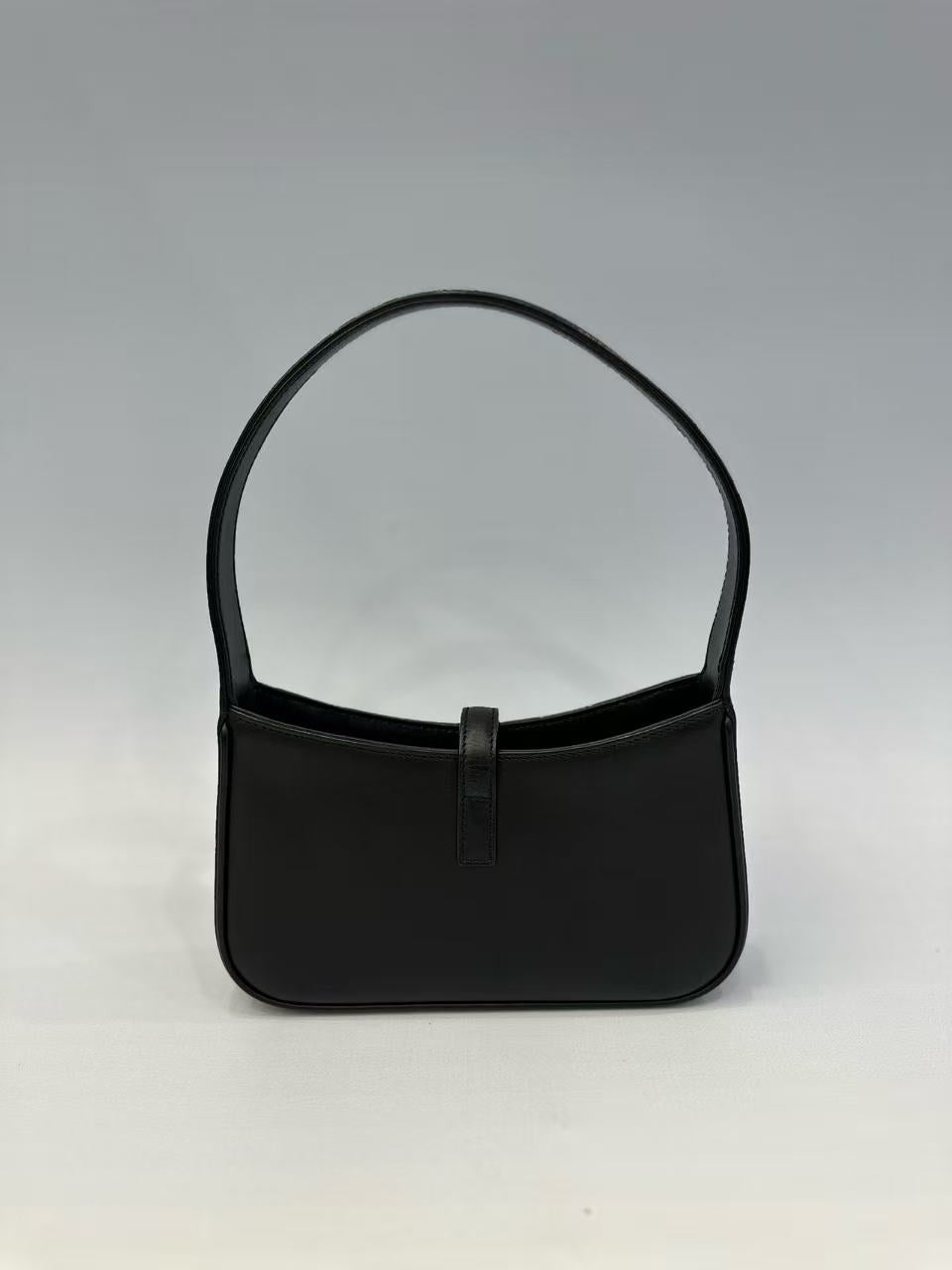 Saint Laurent - LE 5 A 7 Mini Hobo Bag - Calfskin leather - Black with Gold-Tone Hardware - (mini)