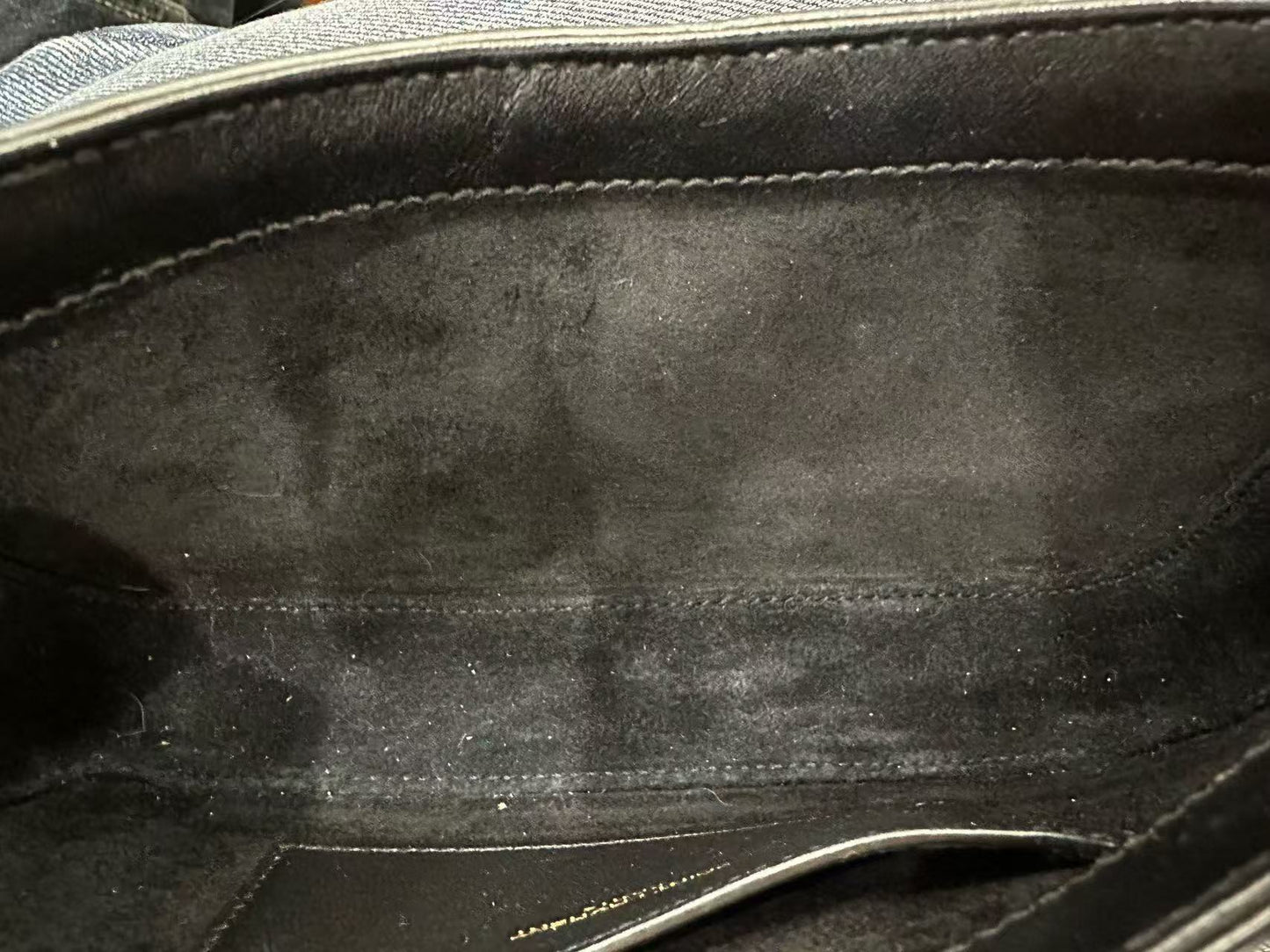 Saint Laurent - LE 5 A 7 Mini Hobo Bag - Calfskin leather - Black with Gold-Tone Hardware - (mini)