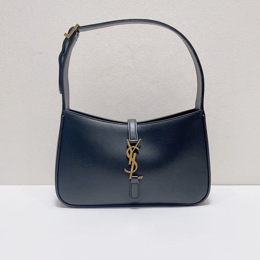 Saint Laurent - Le 5 À 7 Small Hobo Bag - Smooth leather - Black - (Small)