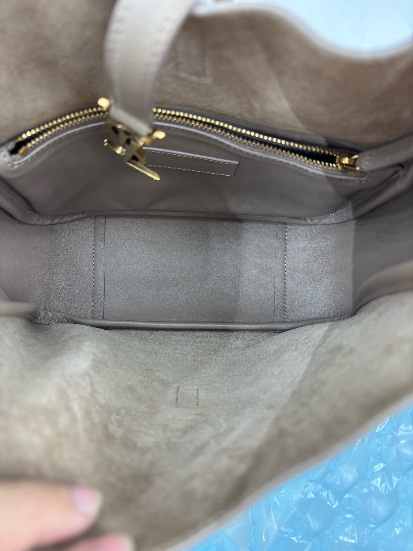 Saint Laurent - Le5A7 - Leather - Grey