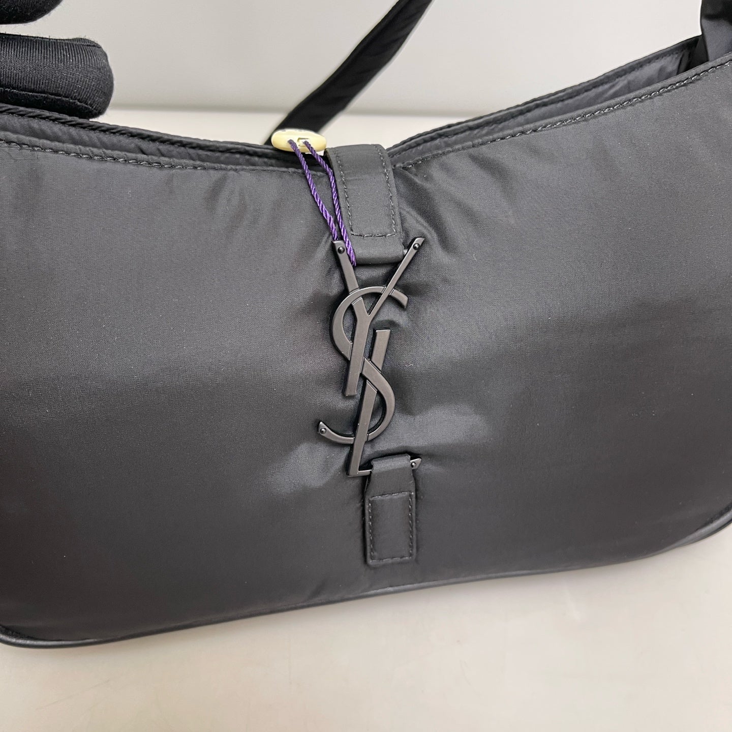 Saint Laurent - LE5A7 - Polyamide - Black - (medium)