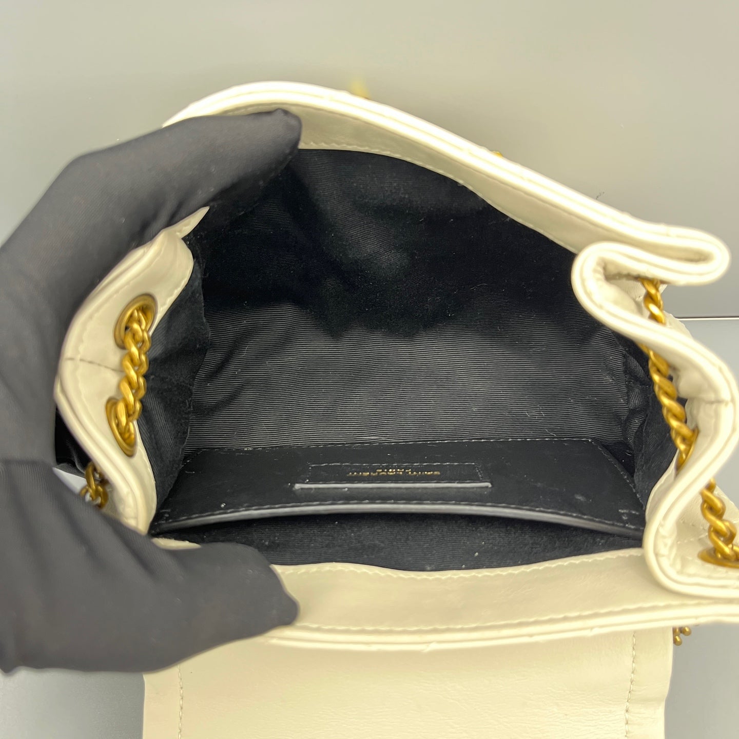Saint Laurent - Lolita - Leather - White