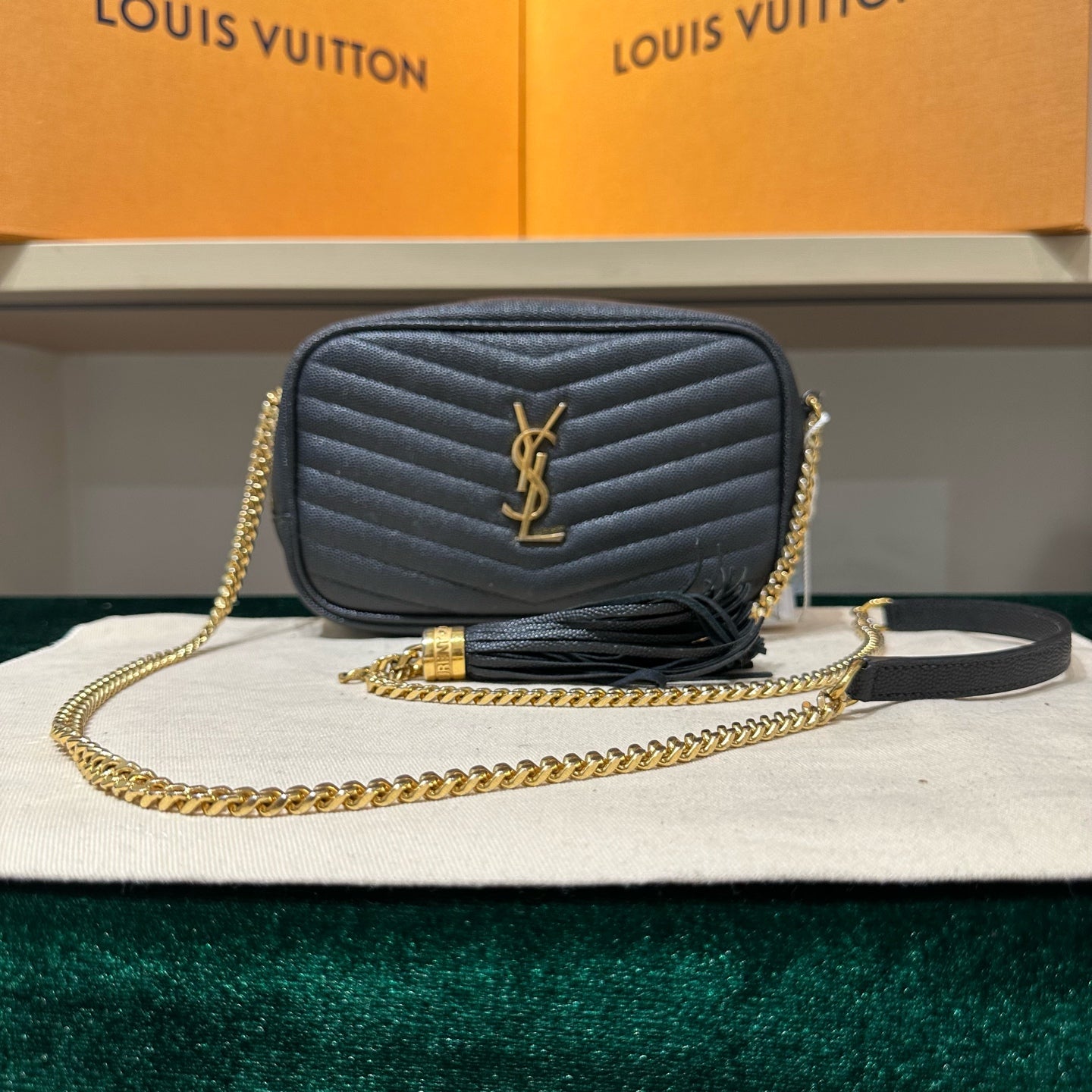 Saint Laurent - Lou Camera Bag - Grained leather - Black - (mini)