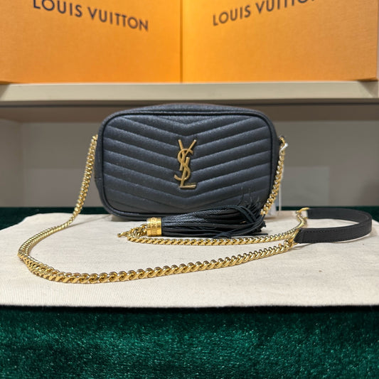 Saint Laurent - Lou Camera Bag - Grained leather - Black - (mini)