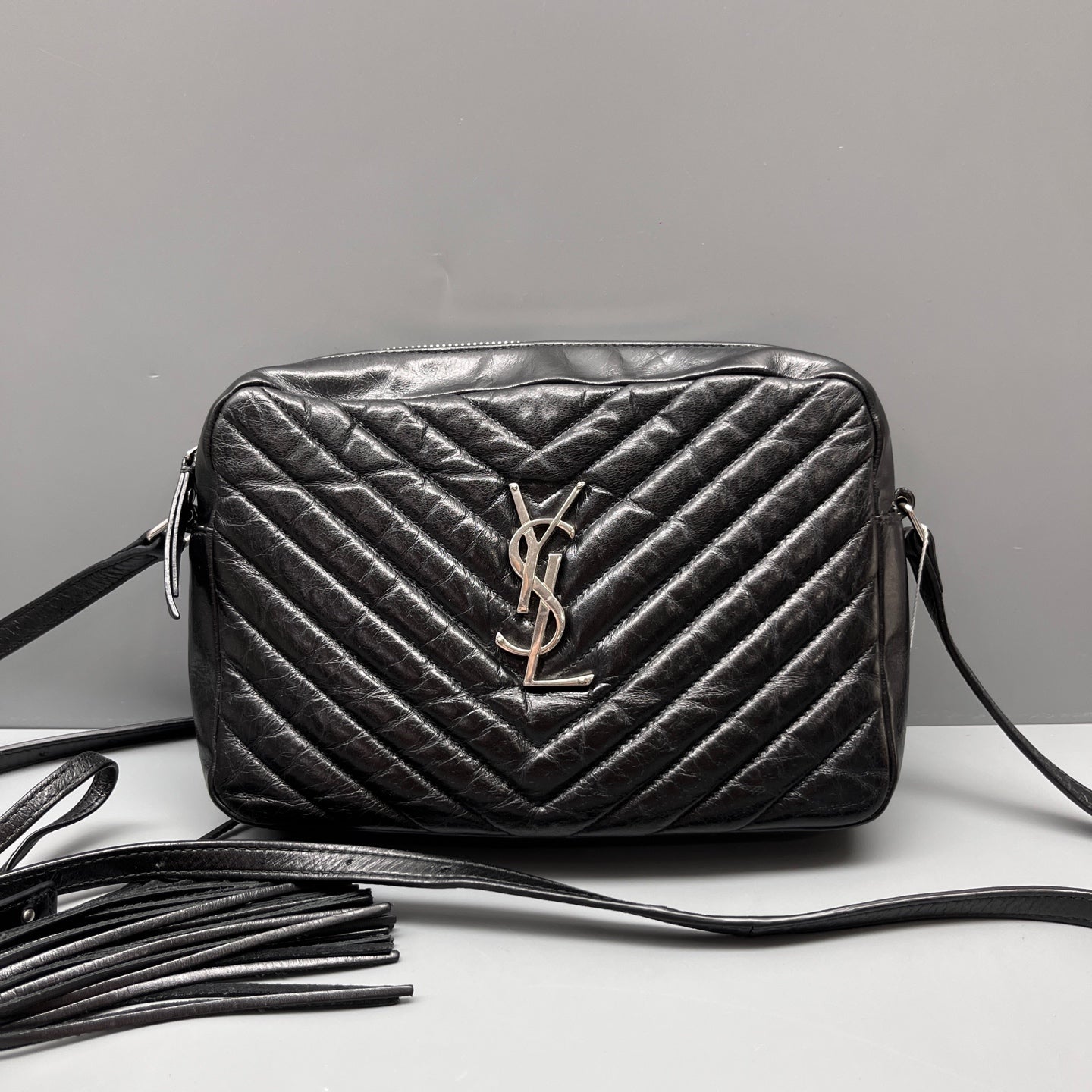 Saint Laurent - Lou Camera Bag - Leather - Black - (Small)