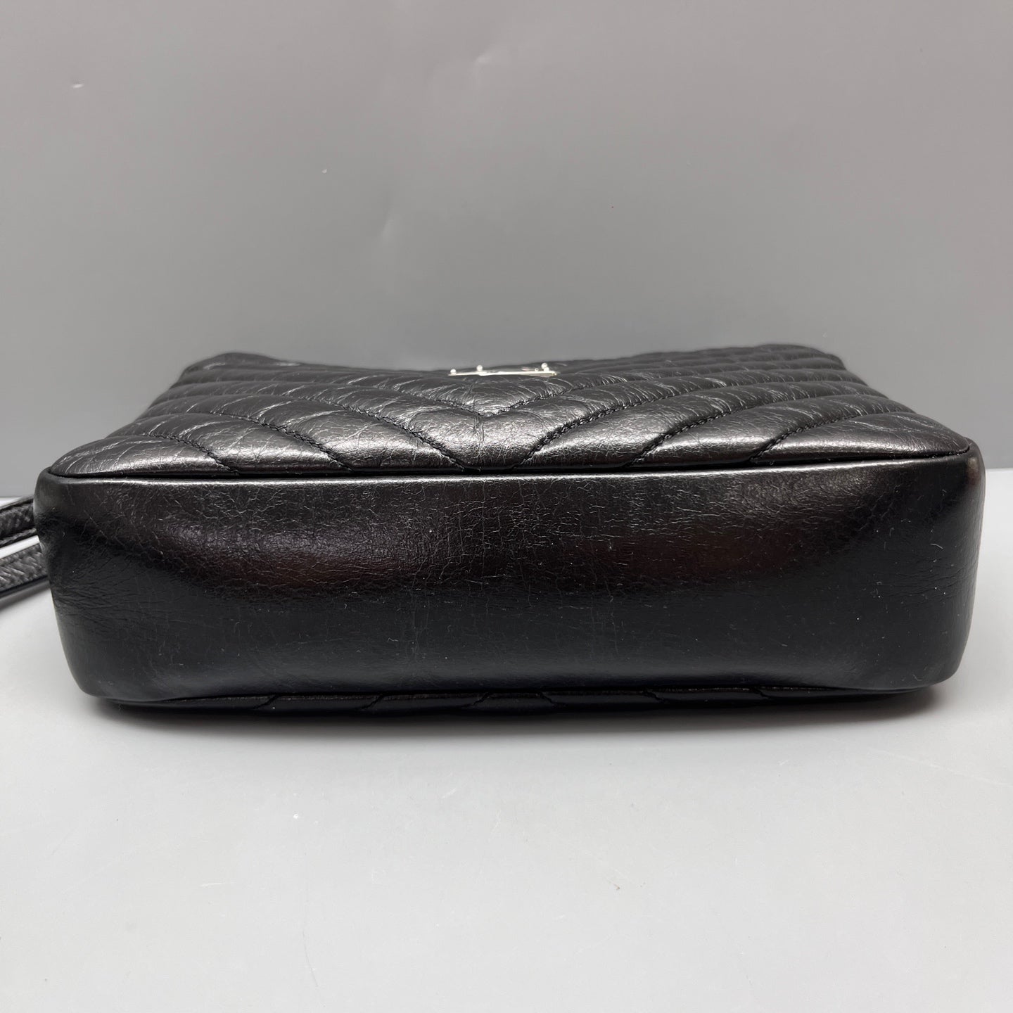 Saint Laurent - Lou Camera Bag - Leather - Black - (Small)