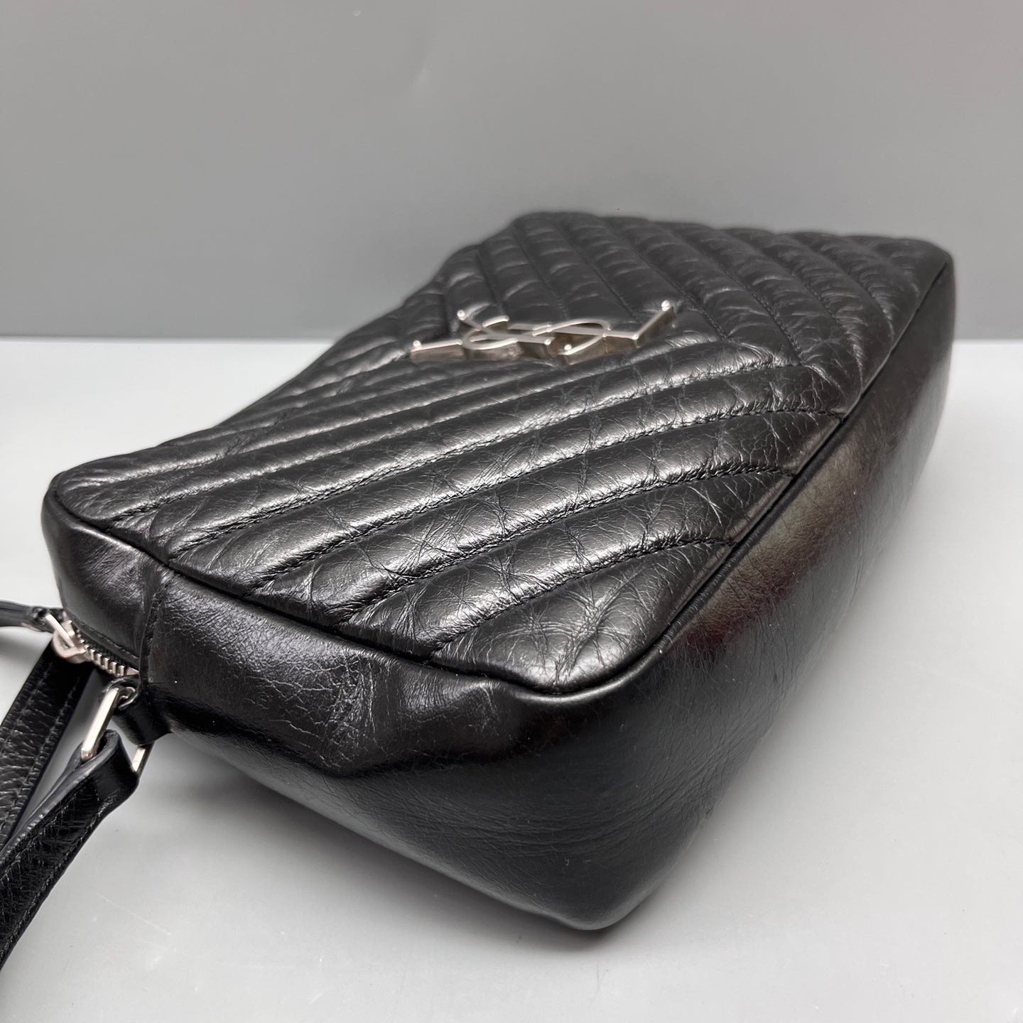 Saint Laurent - Lou Camera Bag - Leather - Black - (Small)