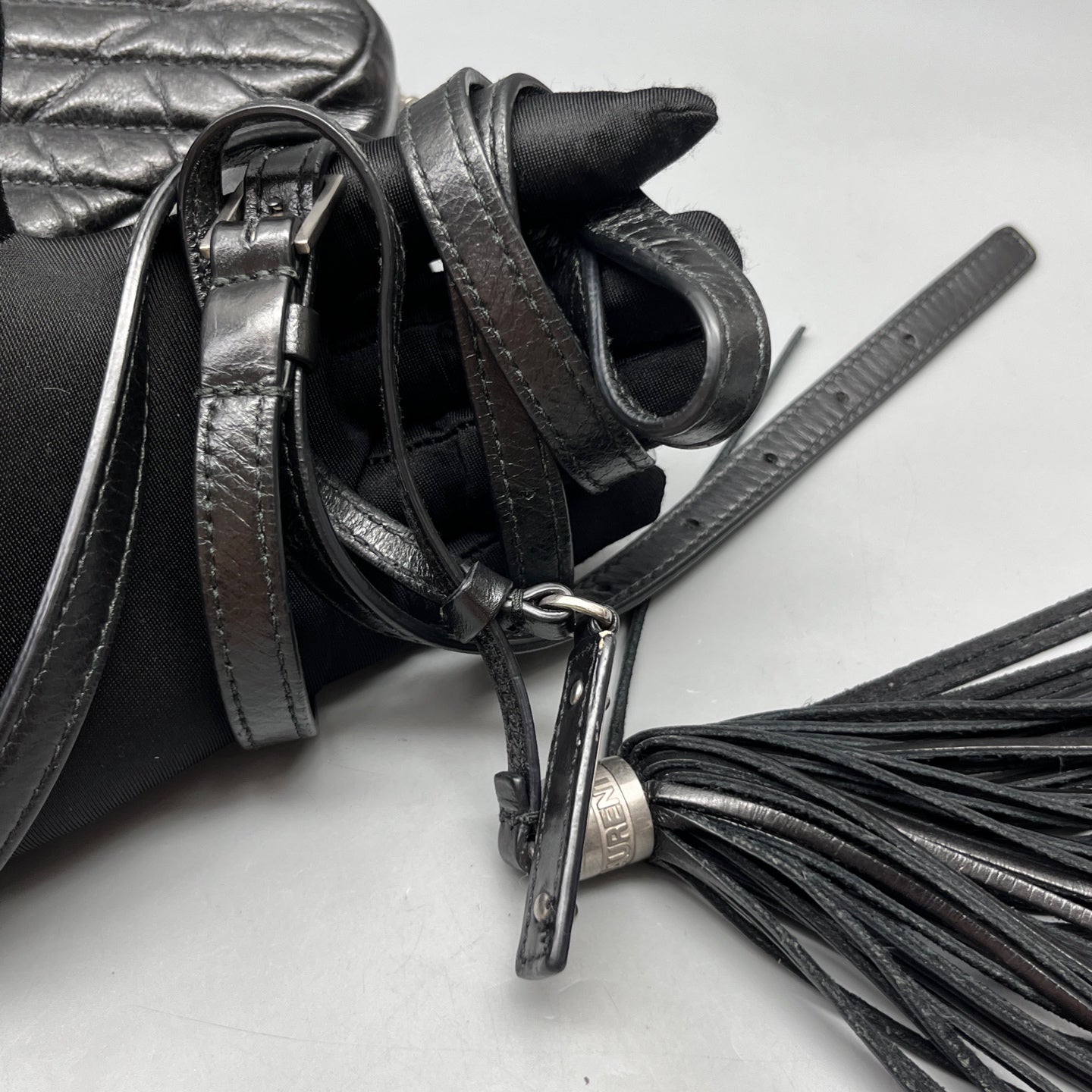 Saint Laurent - Lou Camera Bag - Leather - Black - (Small)