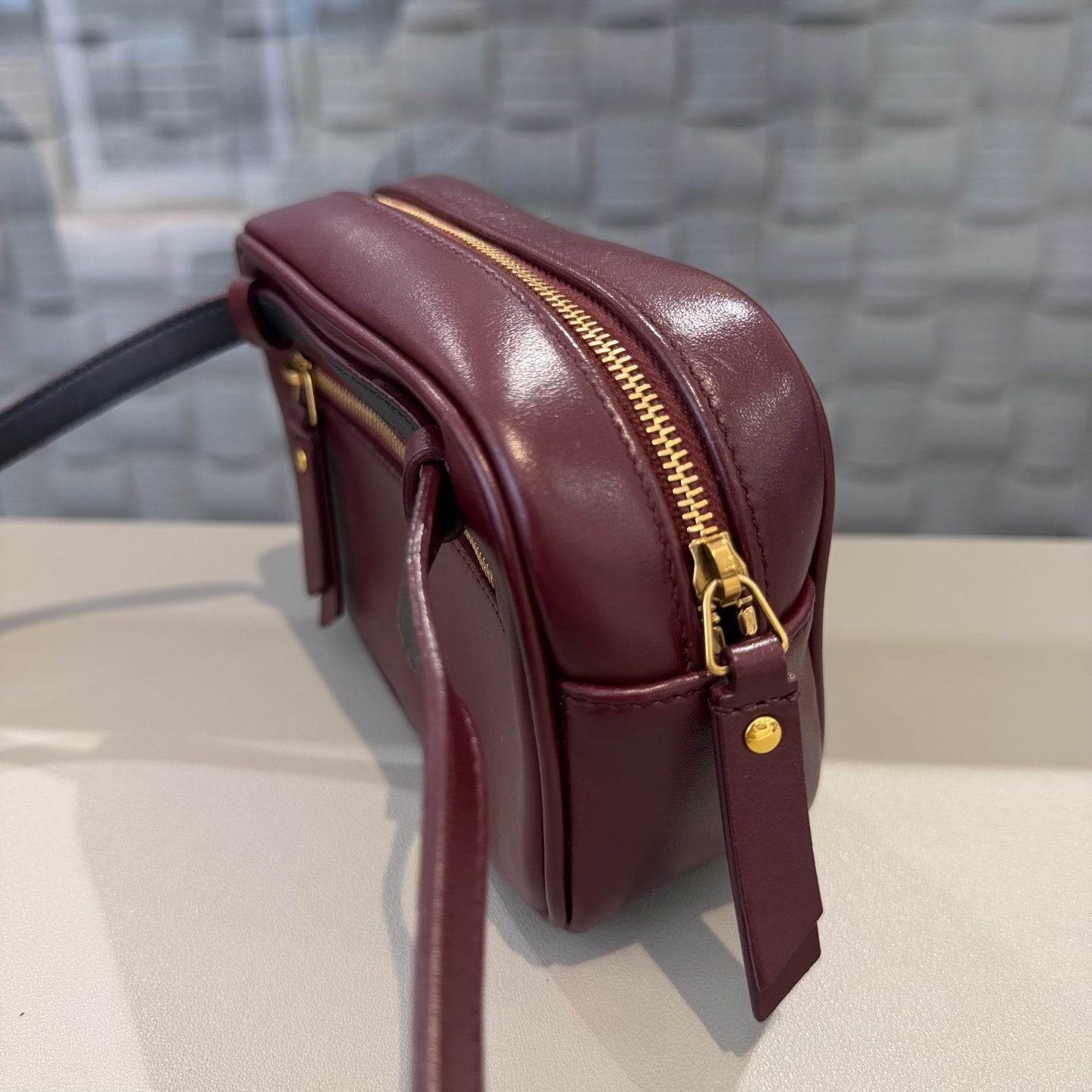 Saint Laurent - Lou Camera Bag - Leather - Burgundy - (mini)