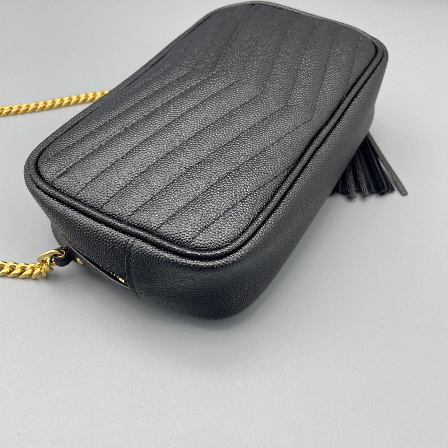 Saint Laurent - Lou Camera Bag with Tassel - Grain de poudre embossed leather - Black - (mini)