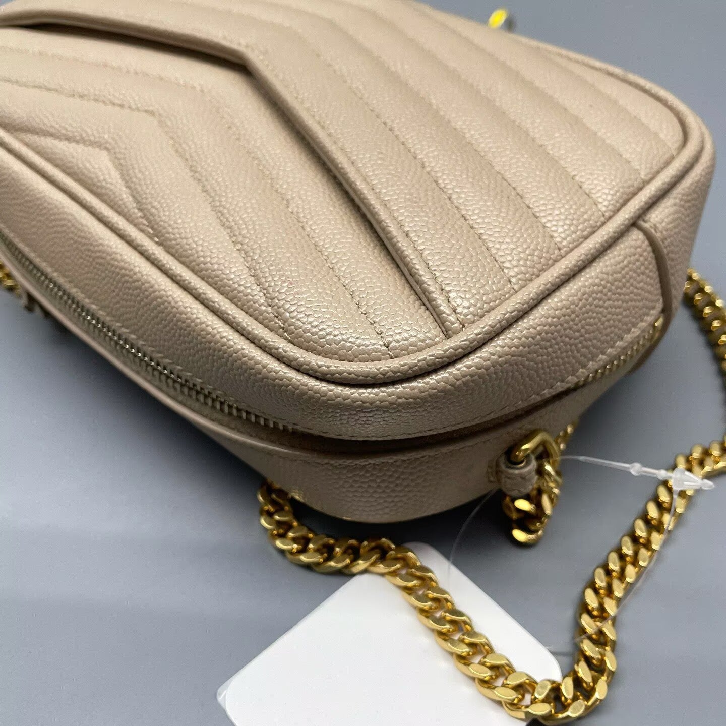 Saint Laurent - Lou Camera Bag with Tassel - Grainy calfskin leather - Beige - (mini)