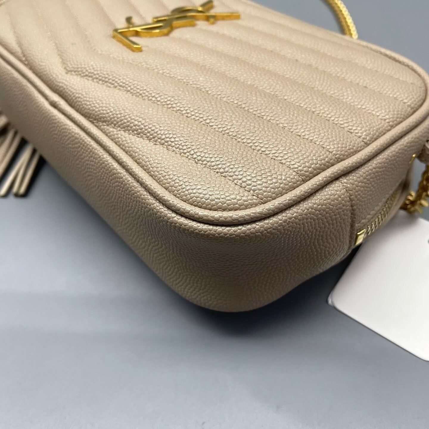 Saint Laurent - Lou Camera Bag with Tassel - Grainy calfskin leather - Beige - (mini)