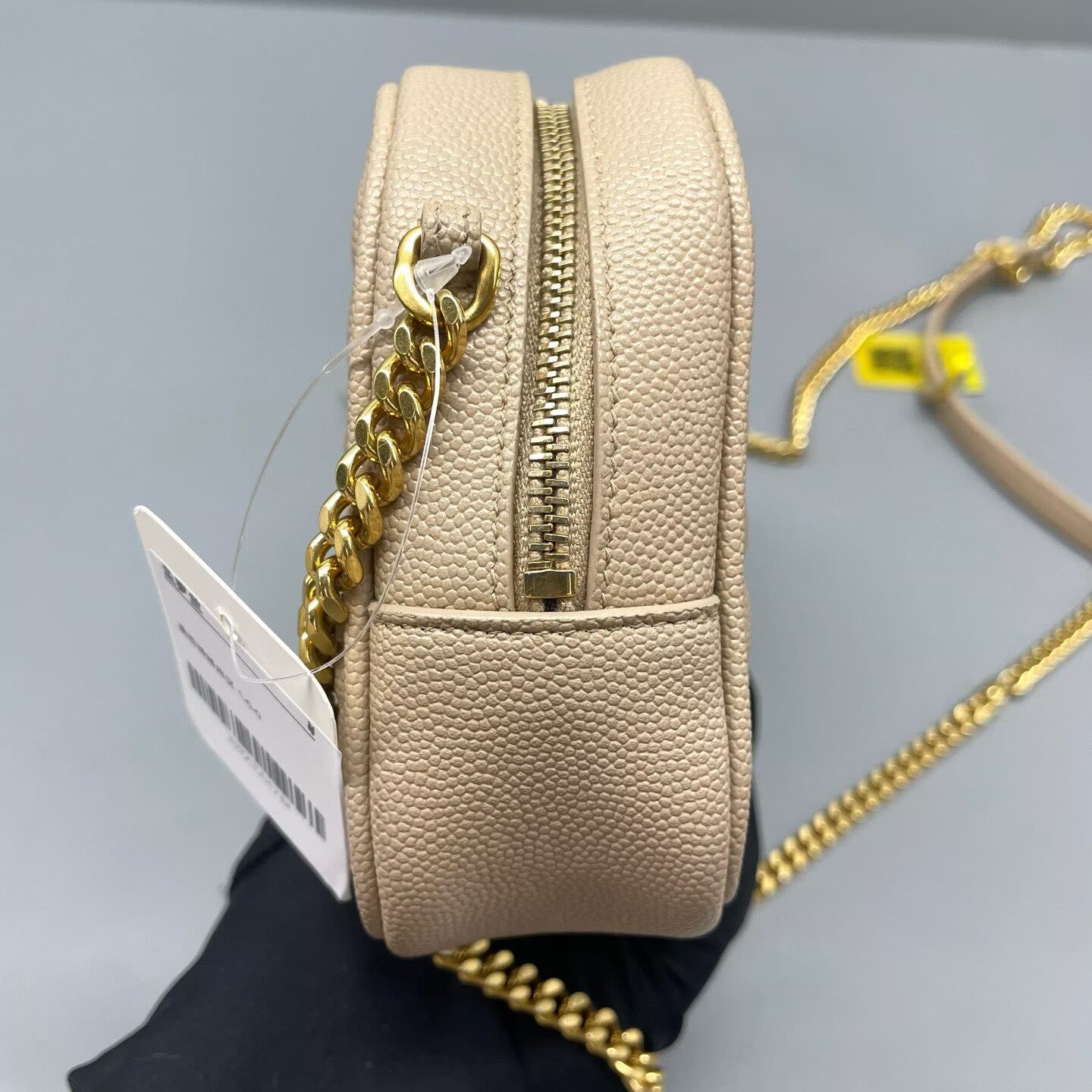 Saint Laurent - Lou Camera Bag with Tassel - Grainy calfskin leather - Beige - (mini)