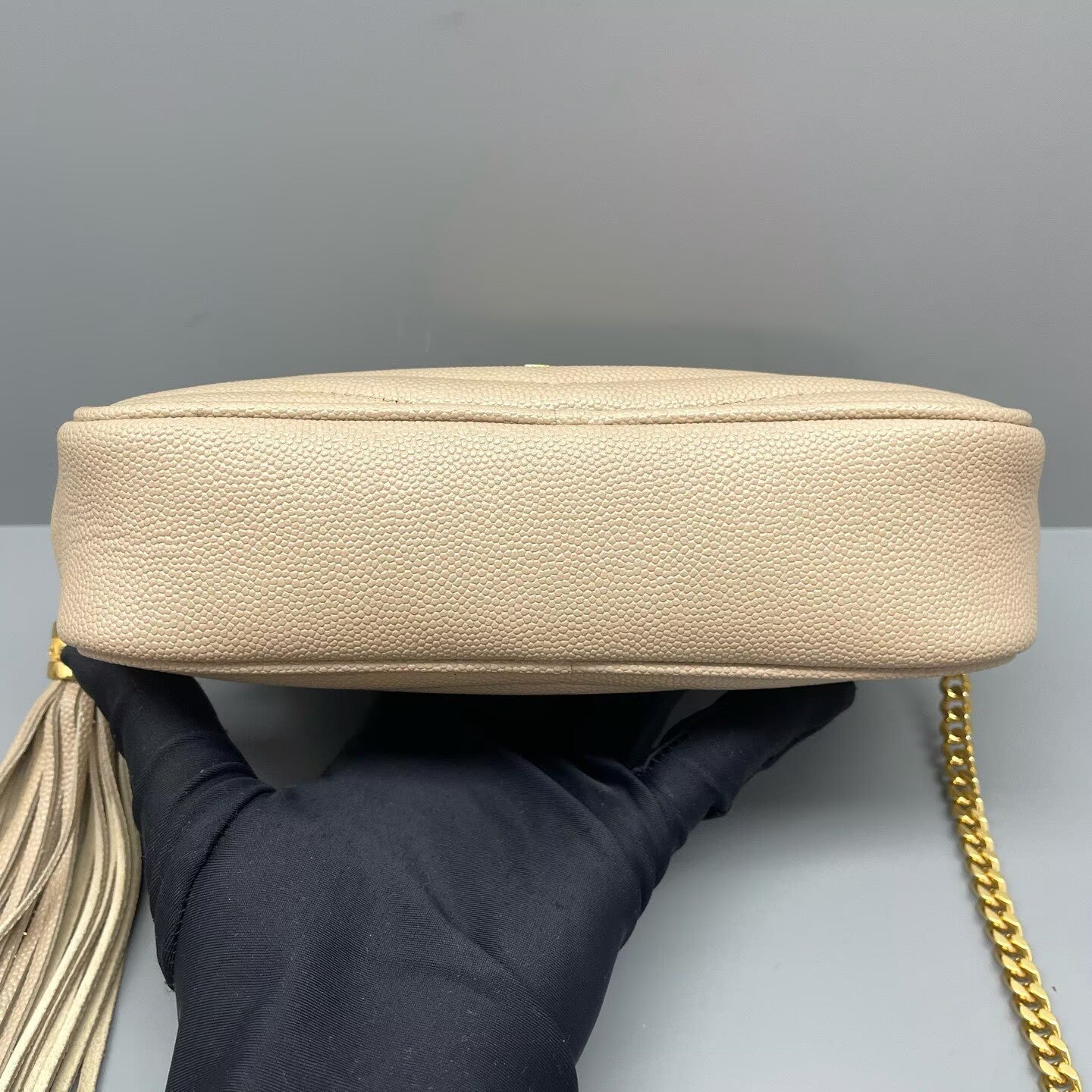 Saint Laurent - Lou Camera Bag with Tassel - Grainy calfskin leather - Beige - (mini)