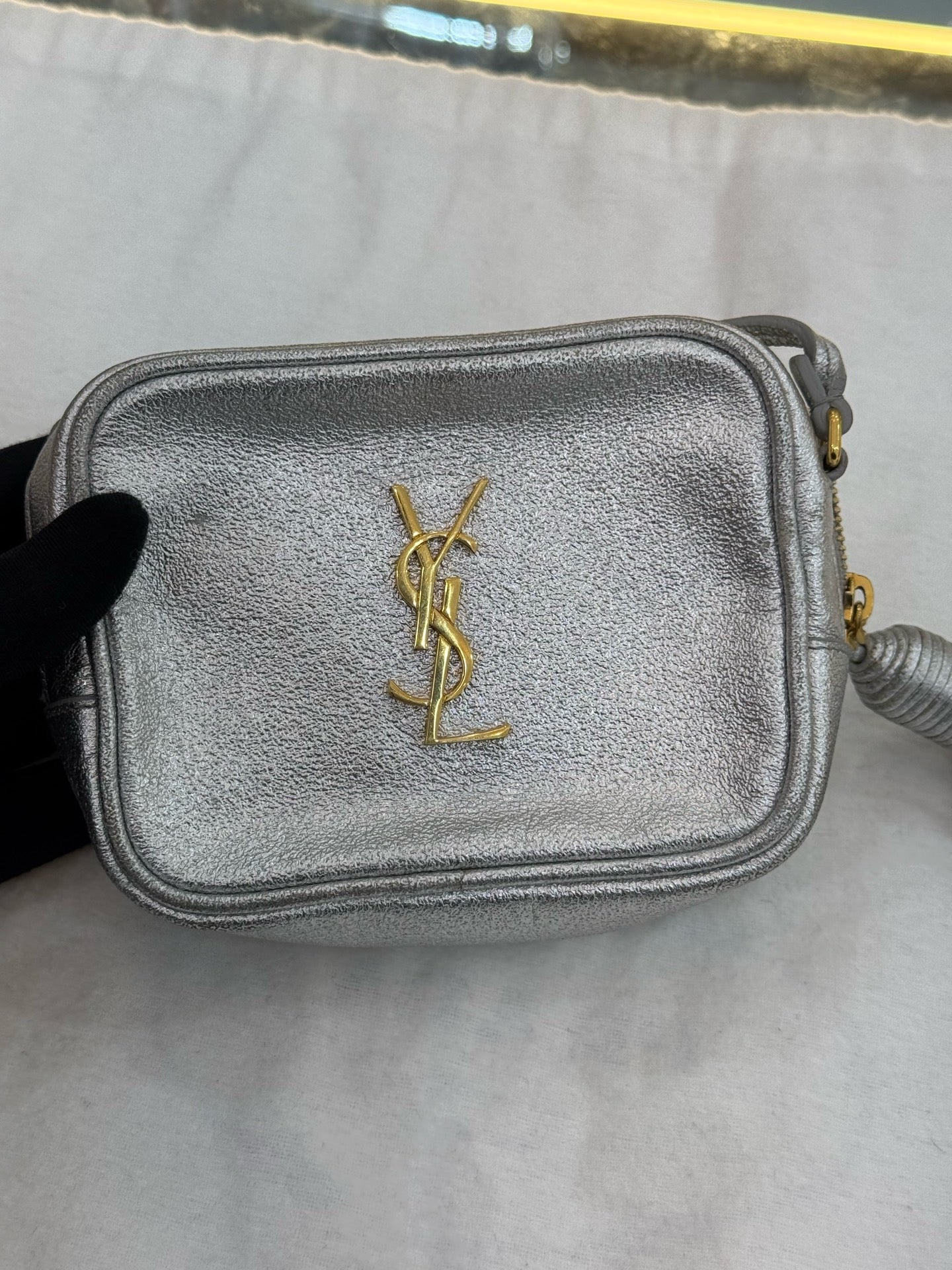 Saint Laurent - Lou Camera Bag with Tassel - Leather - Silver - (mini)