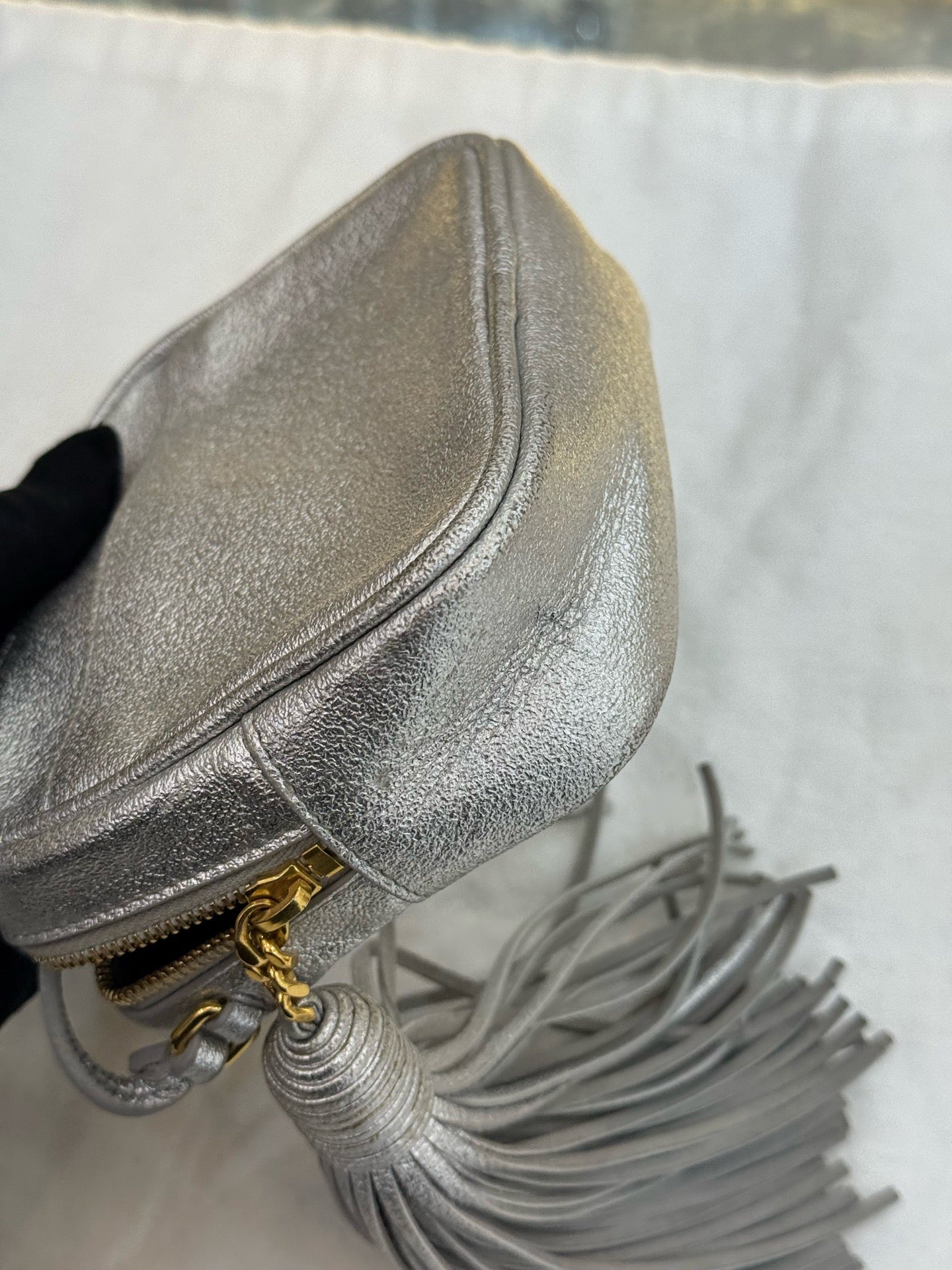 Saint Laurent - Lou Camera Bag with Tassel - Leather - Silver - (mini)