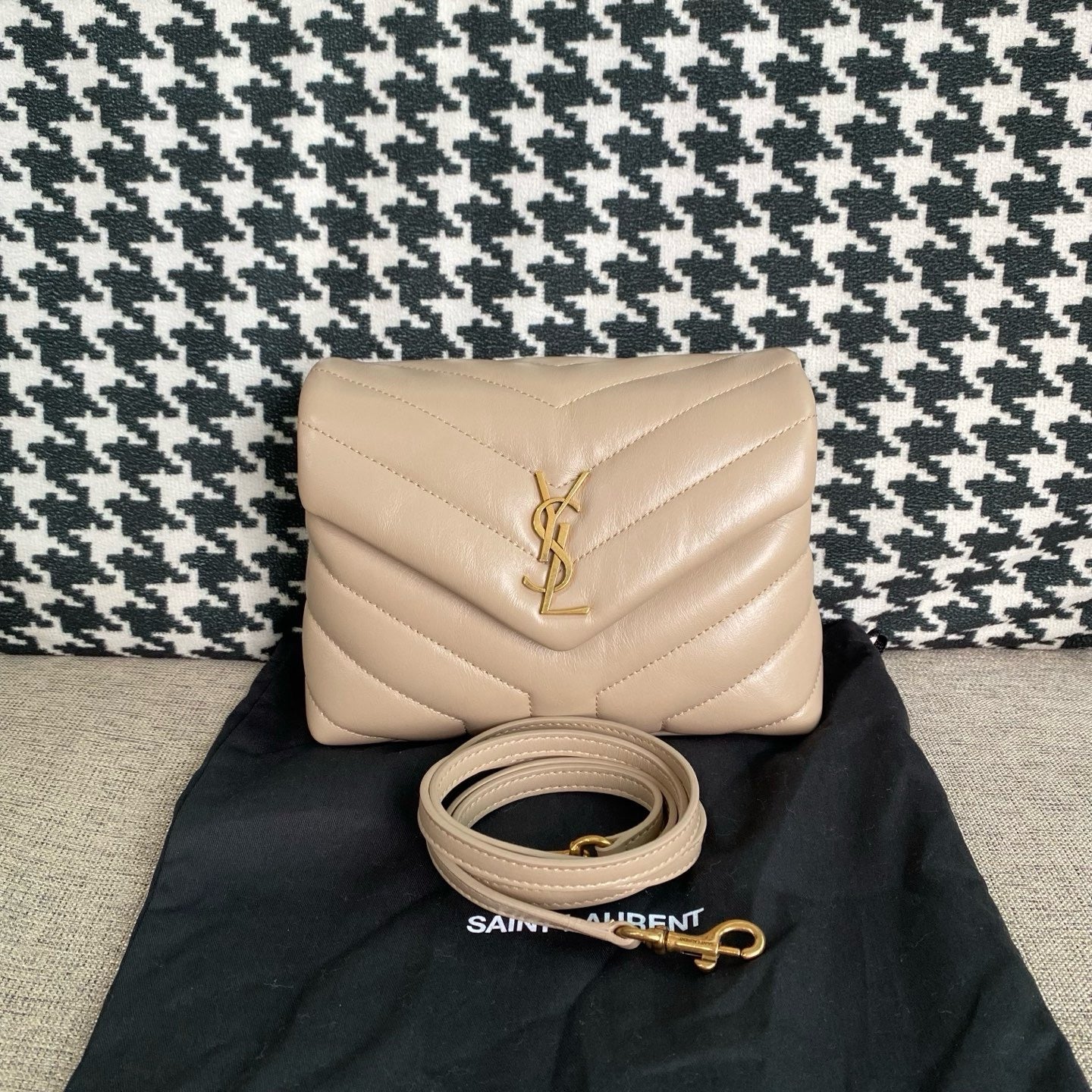 Saint Laurent - Loulou - Leather - Beige - (Small)
