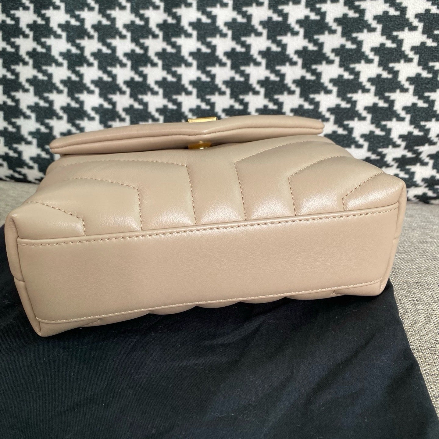 Saint Laurent - Loulou - Leather - Beige - (Small)