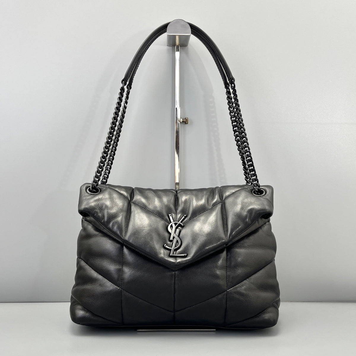 Saint Laurent - Loulou - Leather - Black - (large)