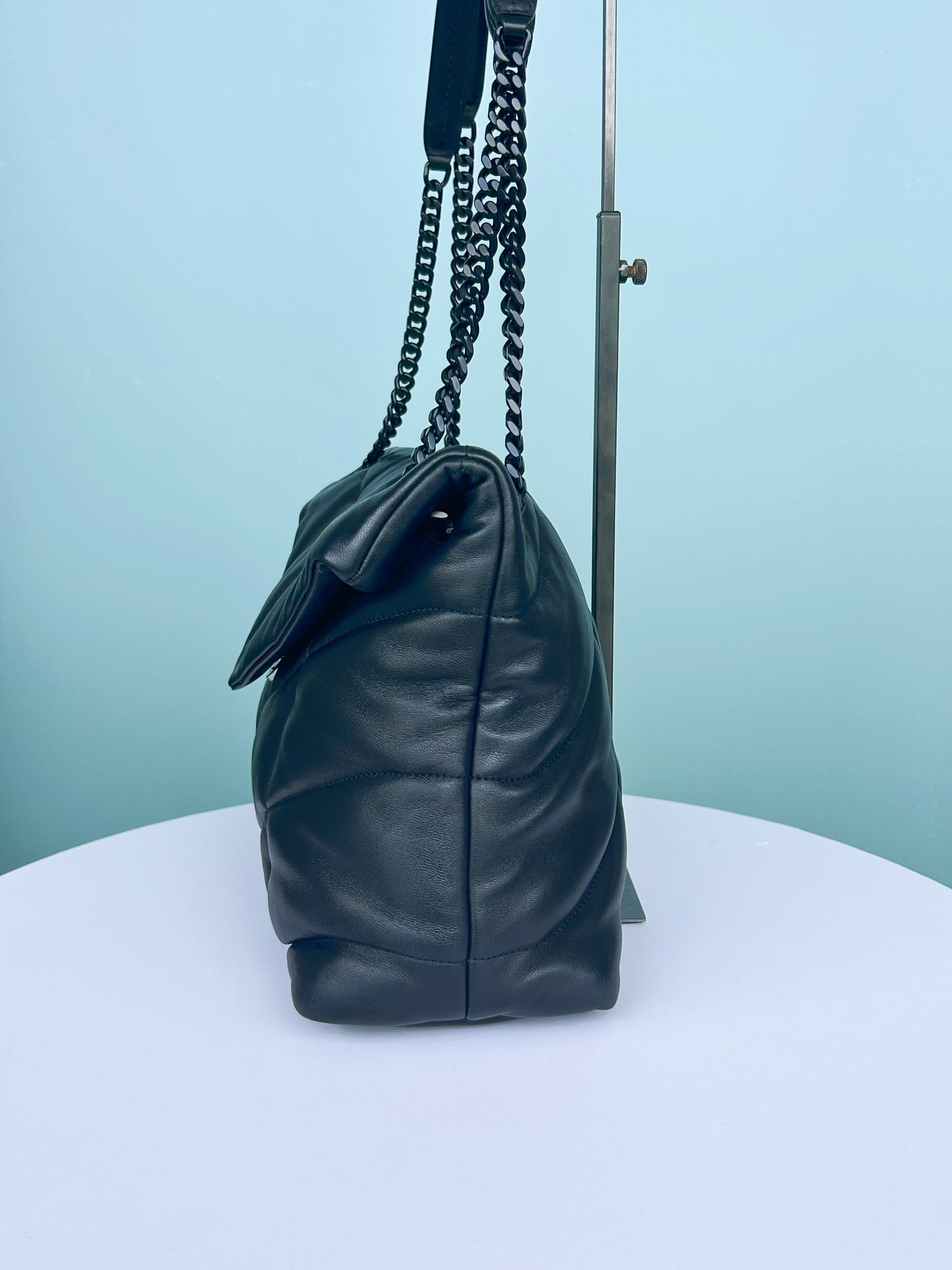 Saint Laurent - Loulou - Leather - Black - (large)