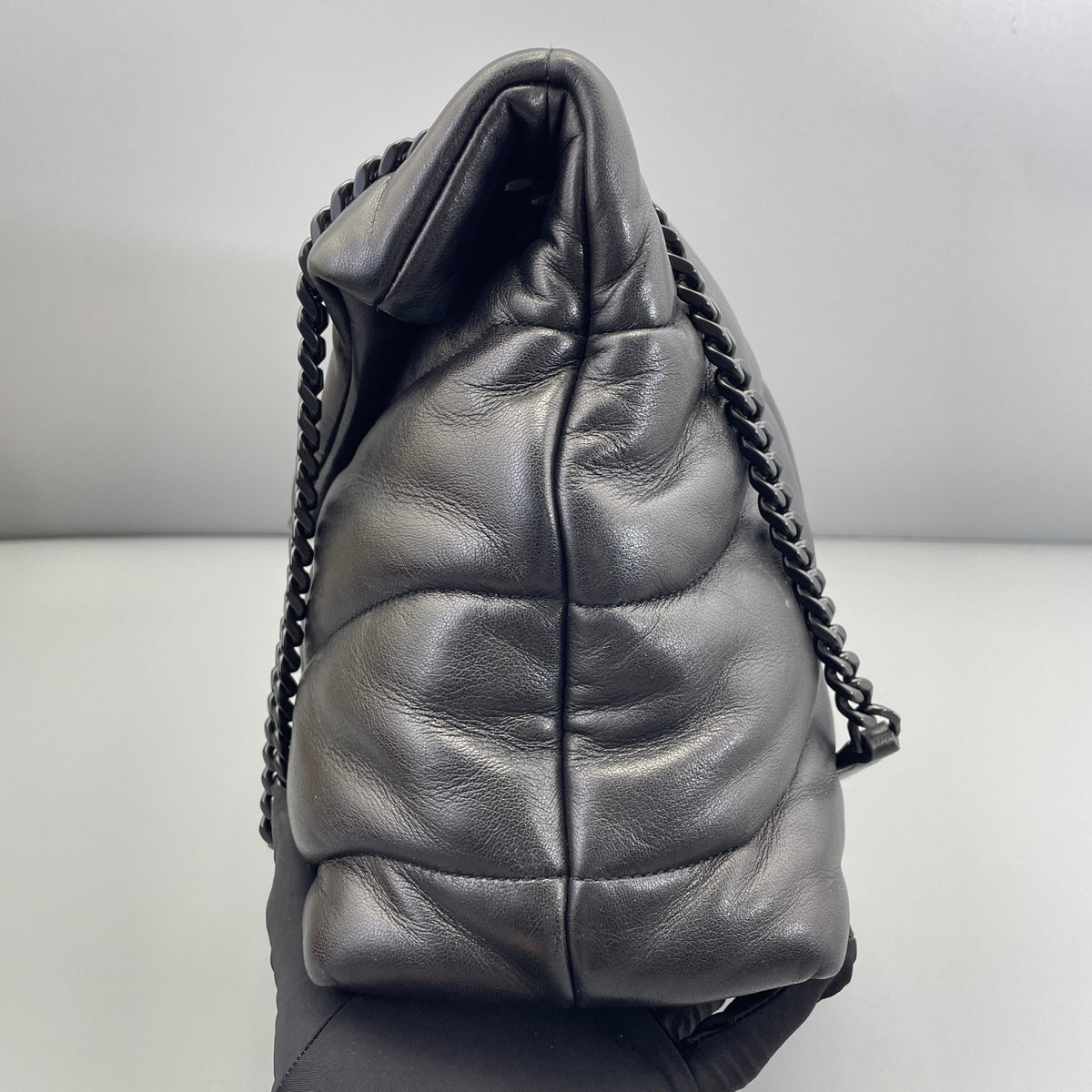 Saint Laurent - Loulou - Leather - Black - (large)