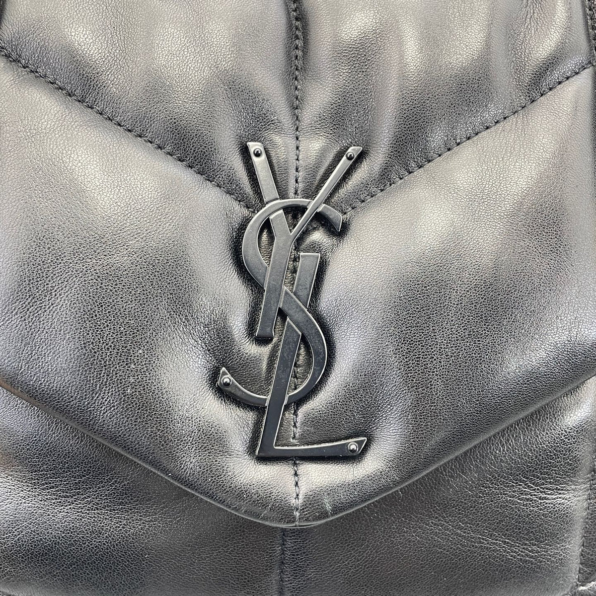 Saint Laurent - Loulou - Leather - Black - (large)