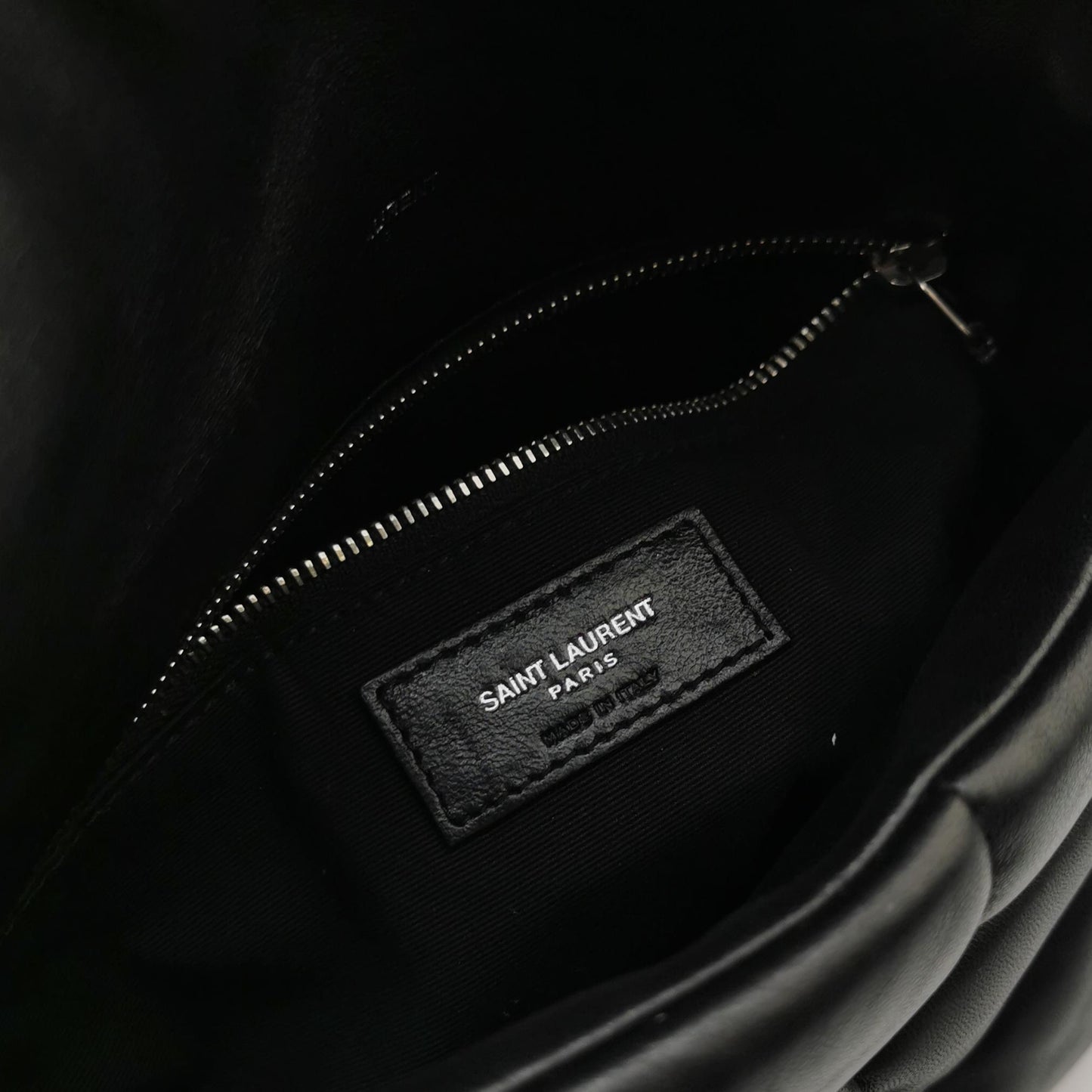 Saint Laurent - Loulou - Leather - Black - (medium)