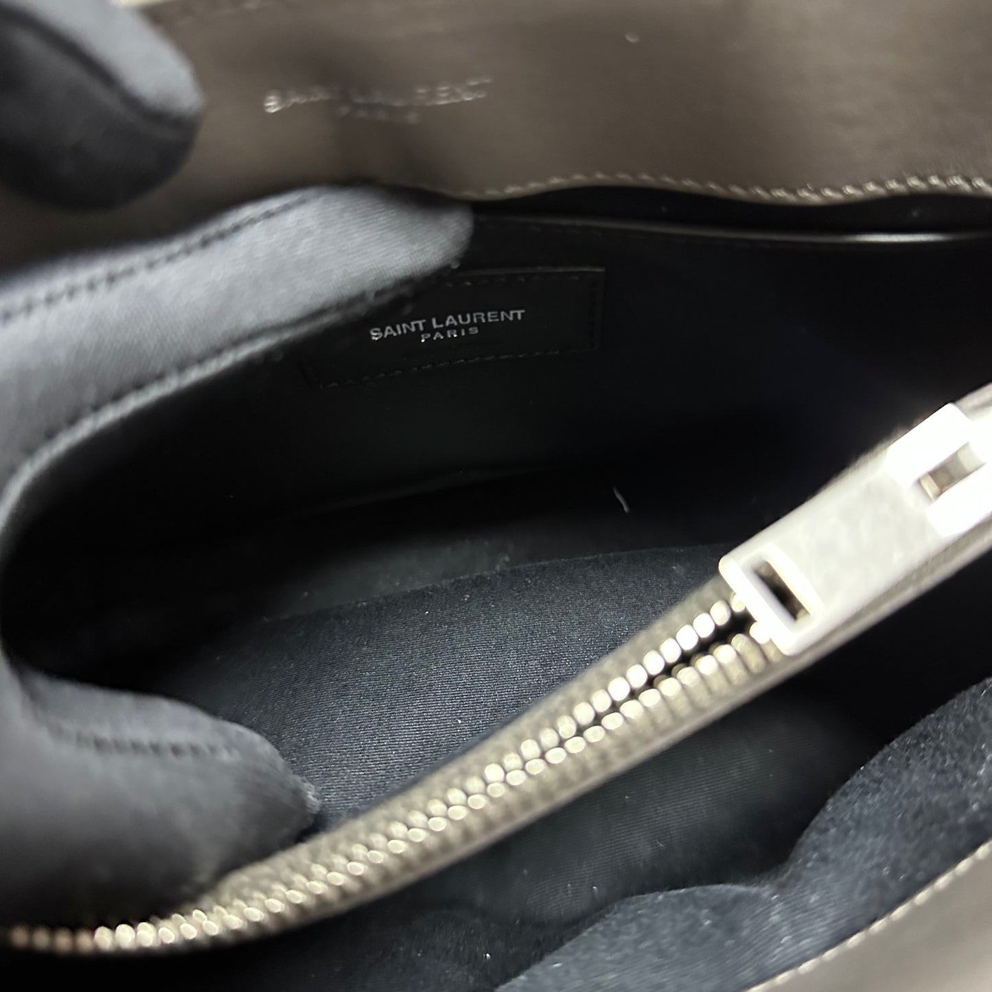 Saint Laurent - Loulou - Leather - Grey - (small)