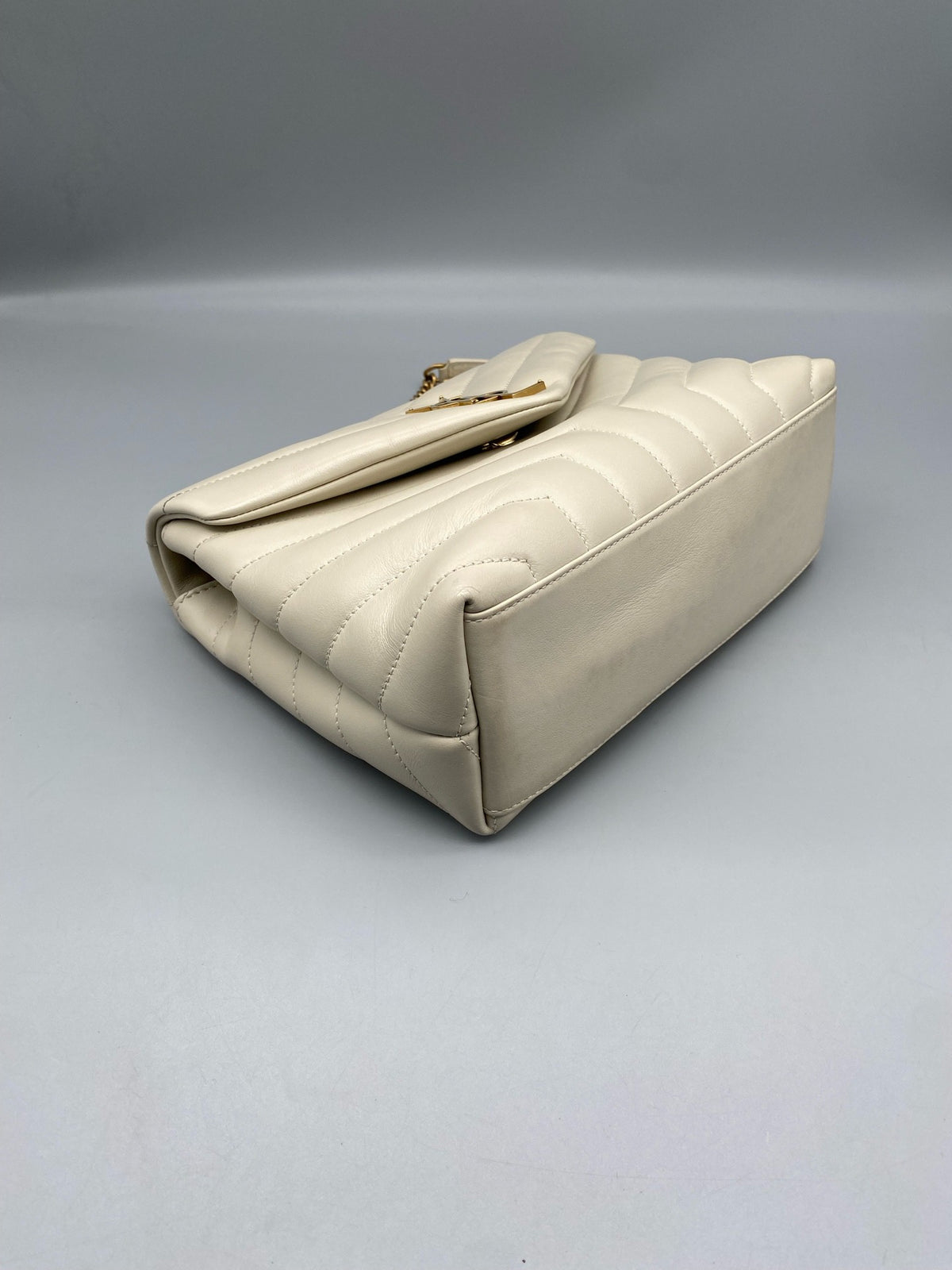 Saint Laurent - Loulou - Leather - White - (small)