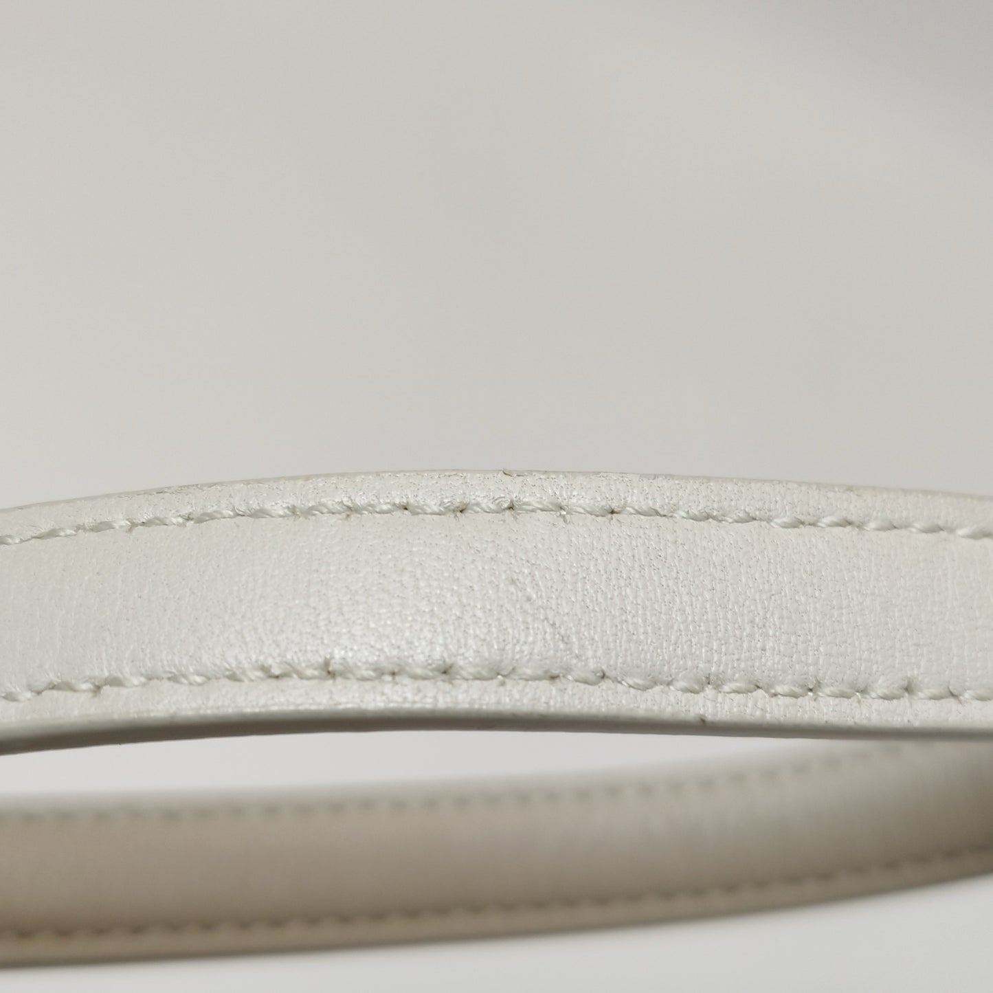 Saint Laurent - Loulou - Leather - White - (small)