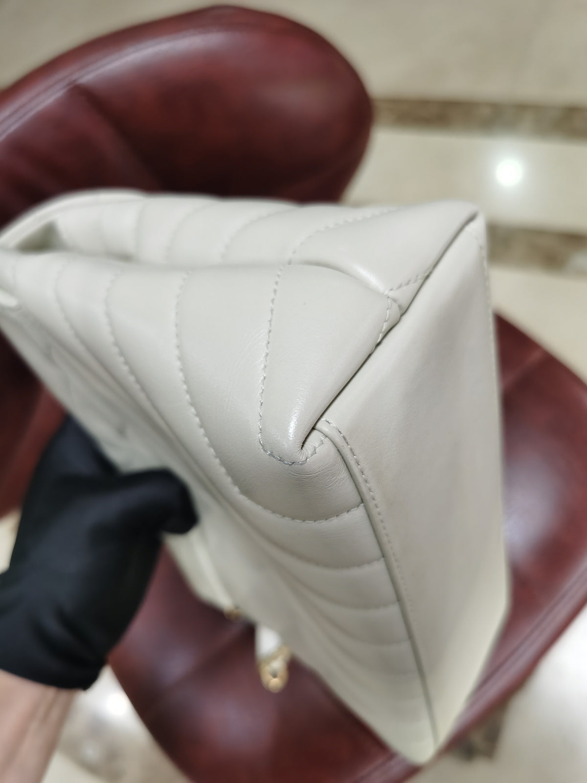 Saint Laurent - Loulou - Leather - White - (small)
