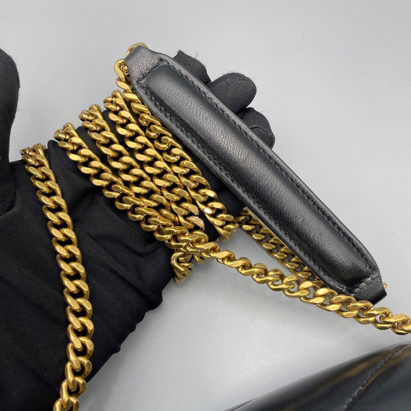 Saint Laurent - Loulou Mini Chain Bag - Leather - Black with Gold-Tone Hardware - (mini)