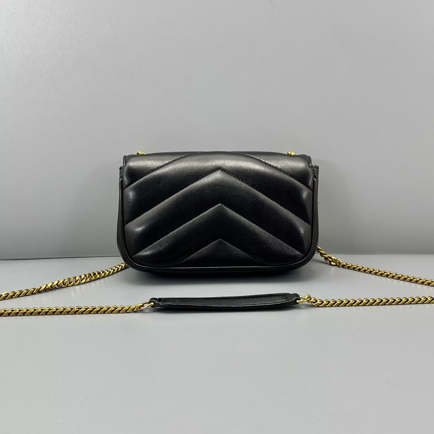Saint Laurent - Loulou Mini Chain Bag - Leather - Black with Gold-Tone Hardware - (mini)