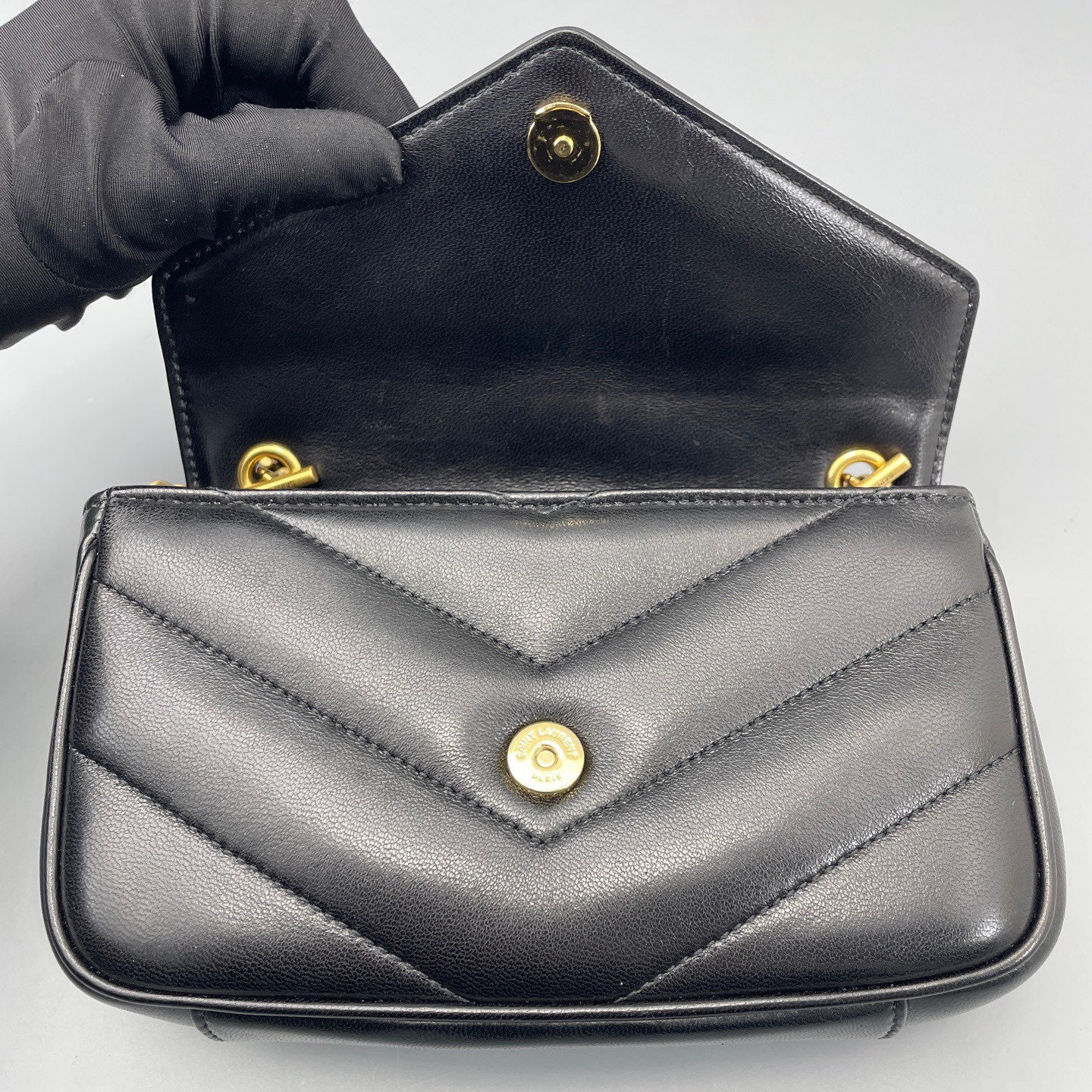 Saint Laurent - Loulou Mini Chain Bag - Leather - Black with Gold-Tone Hardware - (mini)