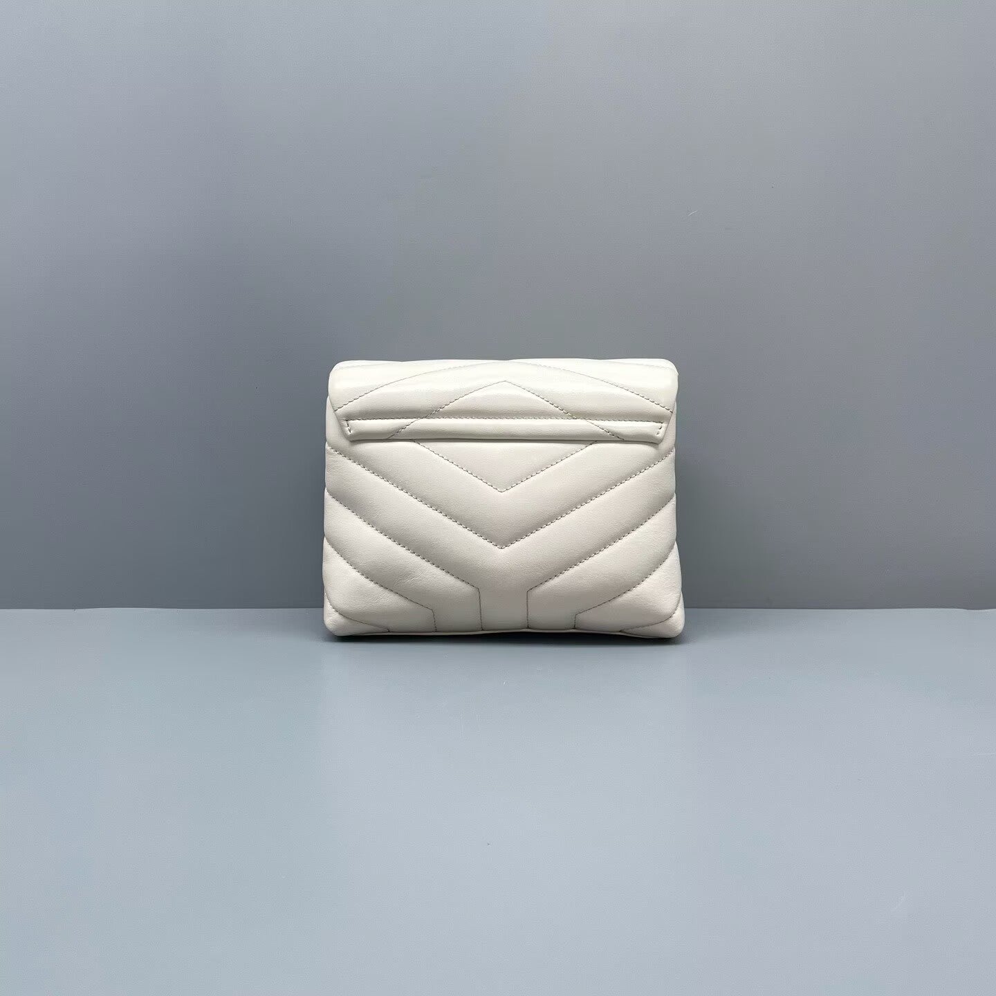 Saint Laurent - Loulou Mini - Lambskin leather - White - (mini)